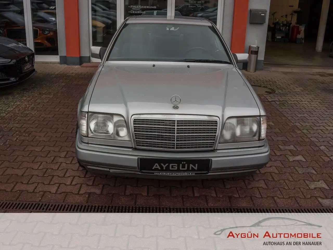 Mercedes-Benz E 320 Coupe aut. Klima / SD / AMG Felgen, foto 5