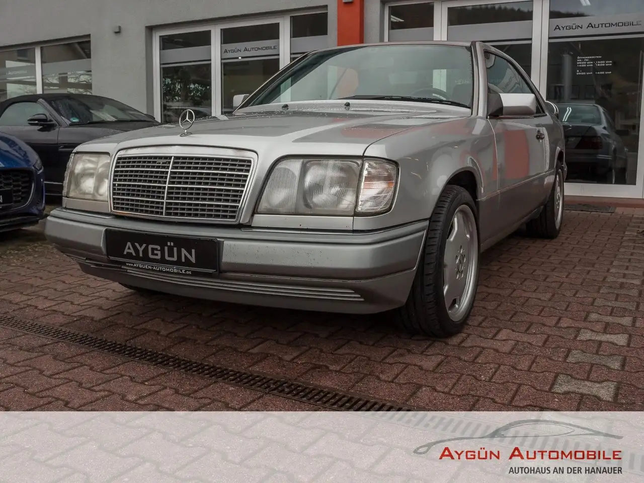 Mercedes-Benz E 320 Coupe aut. Klima / SD / AMG Felgen, foto 3