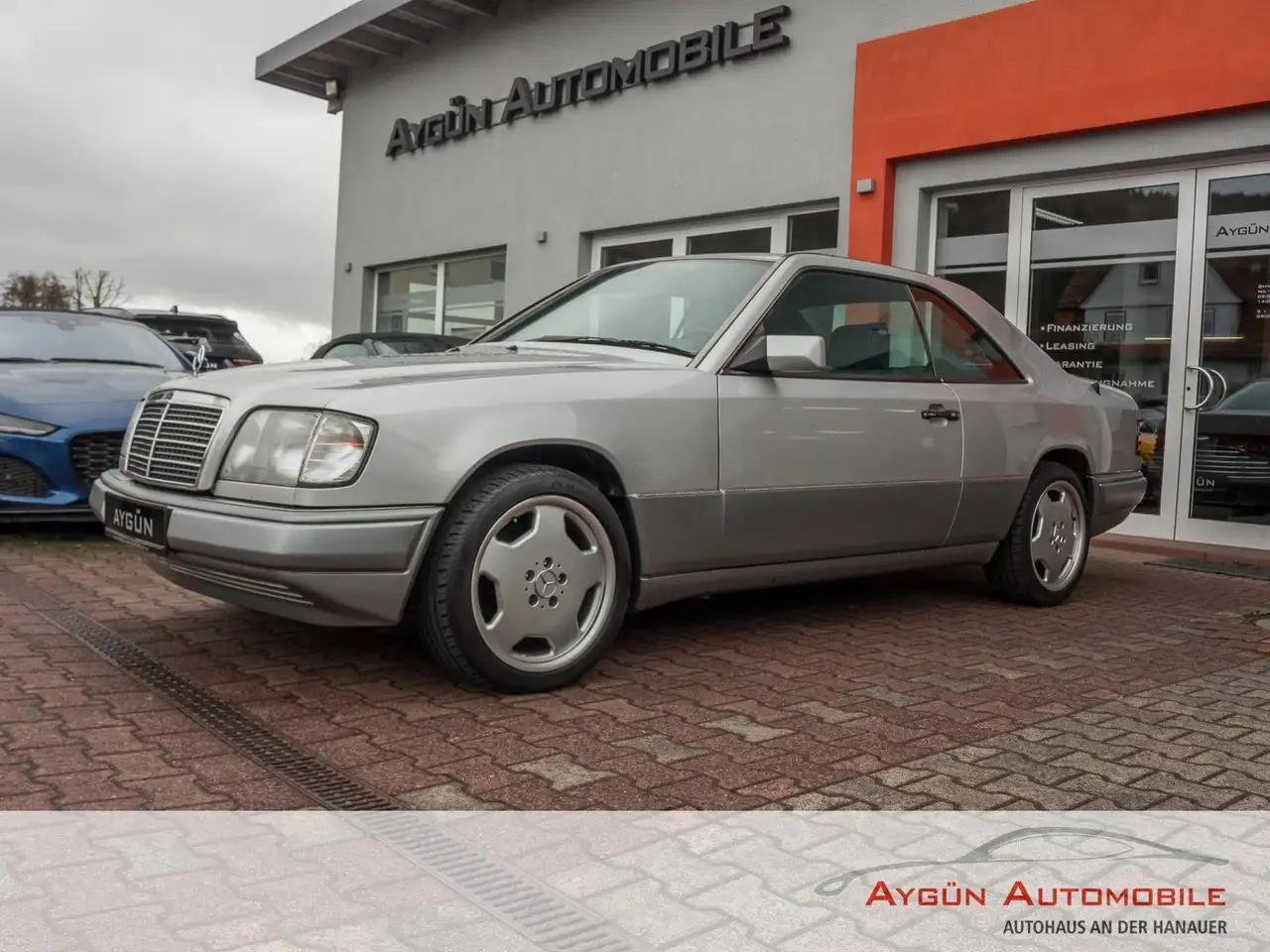 Mercedes-Benz E 320 Coupe aut. Klima / SD / AMG Felgen, foto 1