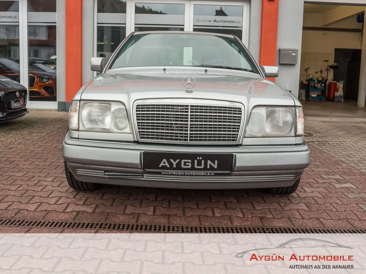 Mercedes-Benz E 320 Coupe aut. Klima / SD / AMG Felgen, foto 4