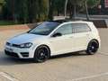 Volkswagen Golf R - thumbnail 1