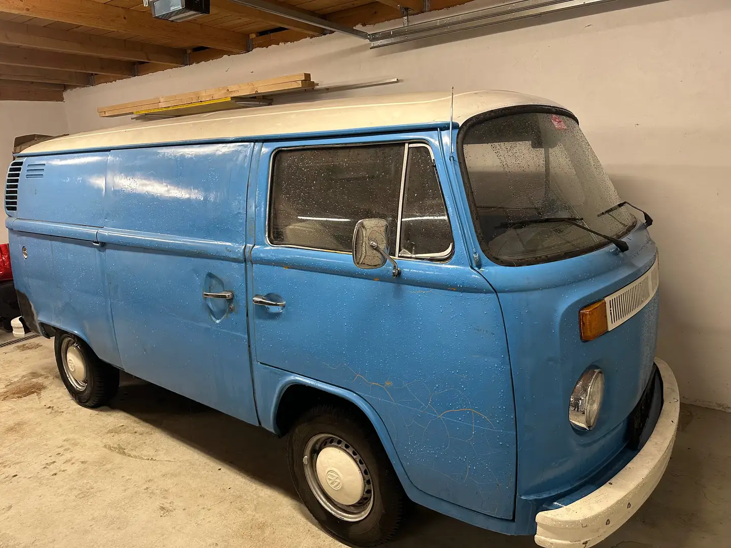 Volkswagen T2 Blau - 2