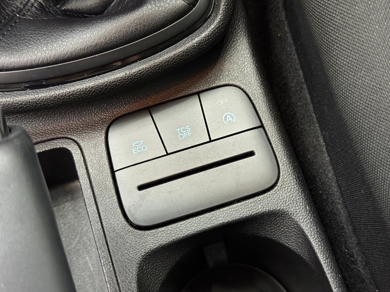 Ford Fiesta 1.1 Trend - Navi - Carplay - Airco - Cruise — photo 28