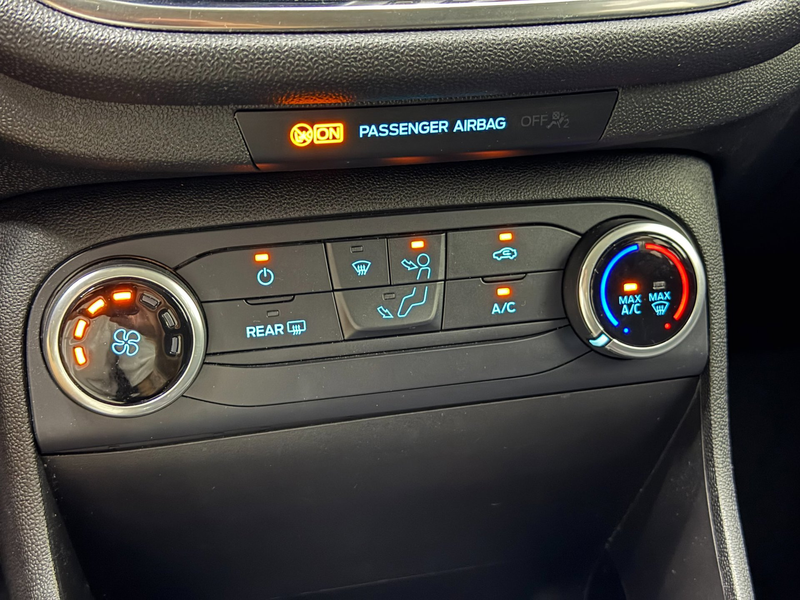 Ford Fiesta 1.1 Trend - Navi - Carplay - Airco - Cruise — photo 25