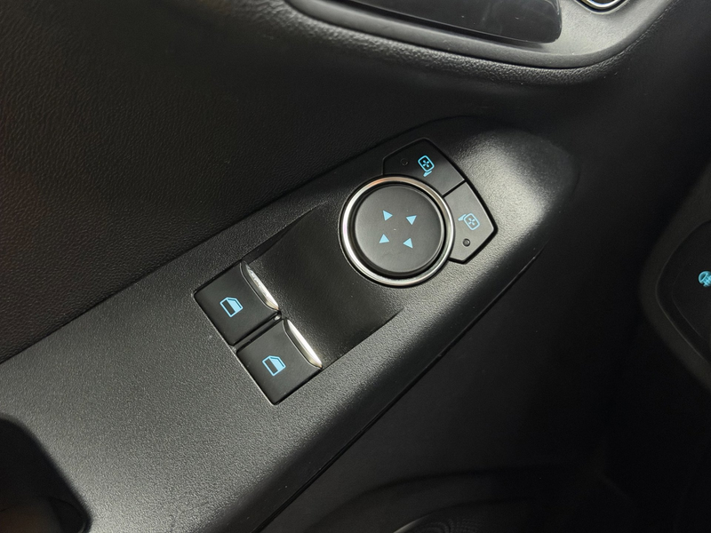 Ford Fiesta 1.1 Trend - Navi - Carplay - Airco - Cruise — photo 29