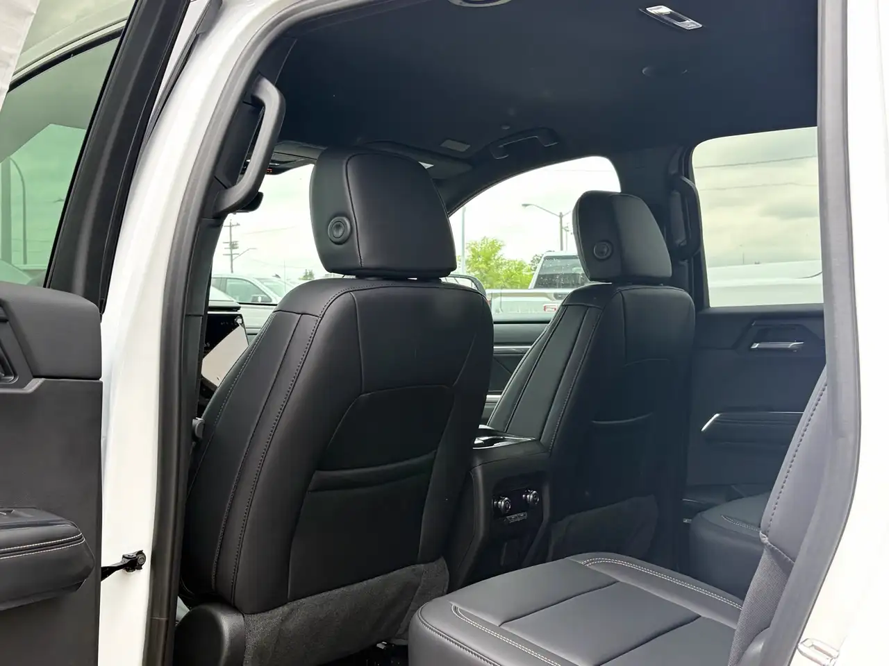 GMC Acadia снимка GMC Acadia