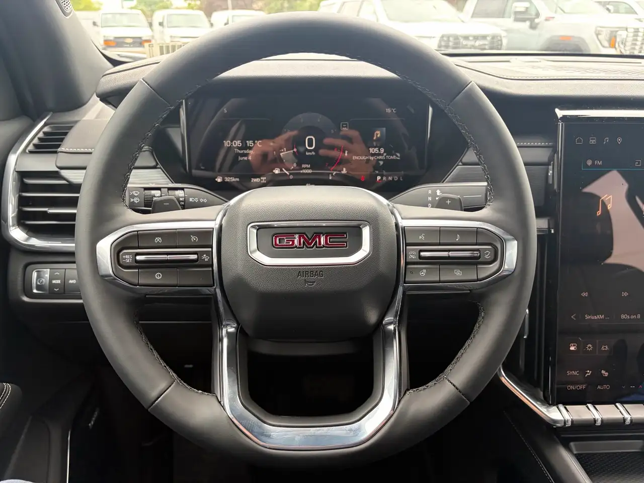 GMC Acadia снимка GMC Acadia