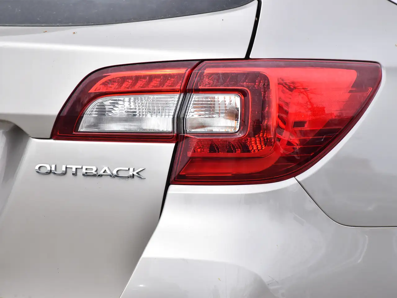 Subaru OUTBACK снимка Subaru OUTBACK