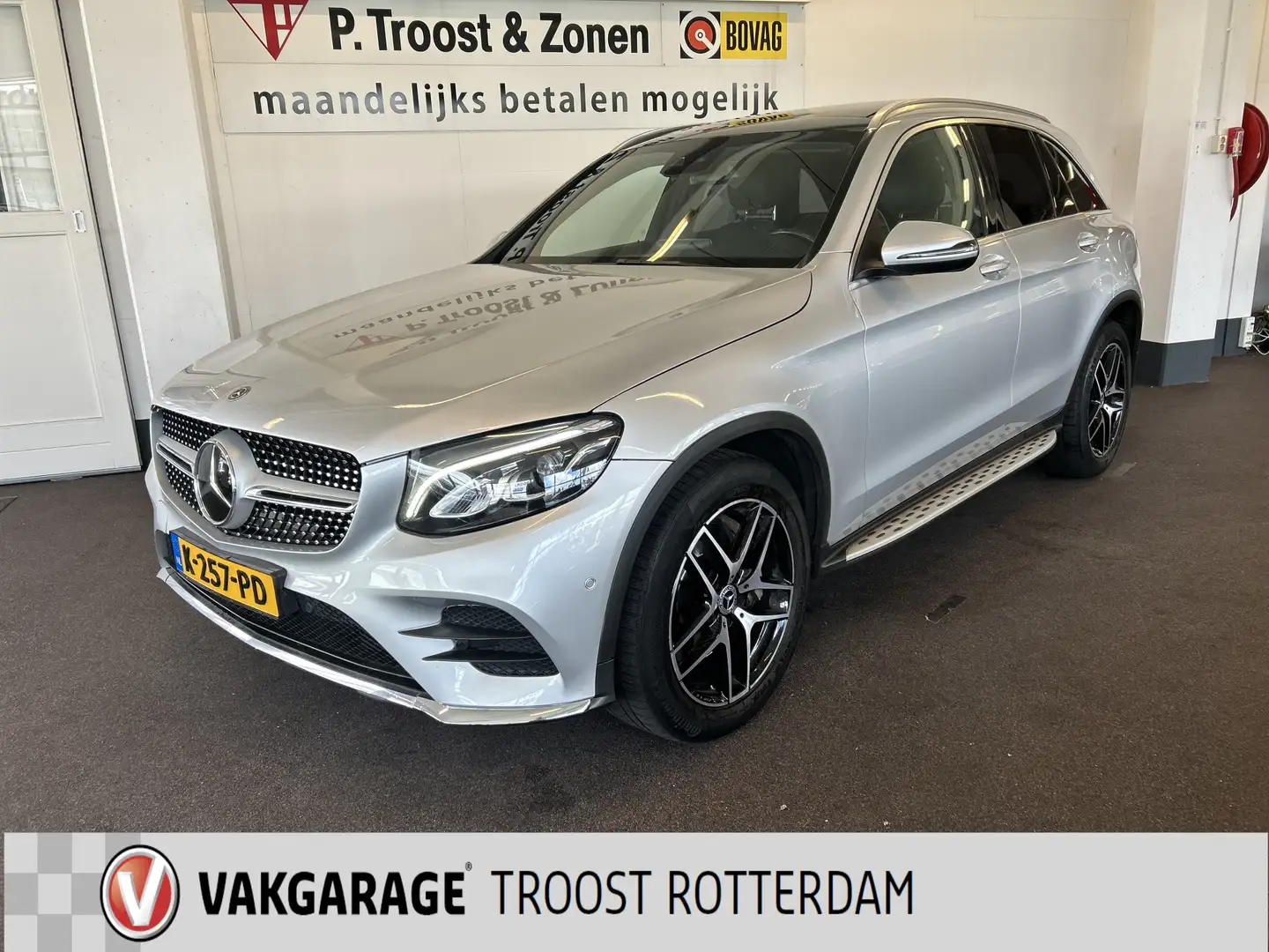 Mercedes-Benz GLC 250 4MATIC AMG Premium Plus | Panoramadak | Cruise con Gris - 1