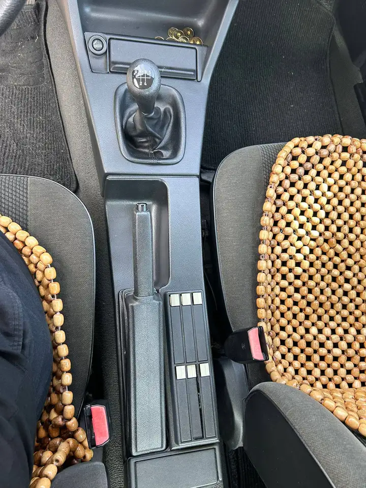 BMW 118 E30 316i, foto 10