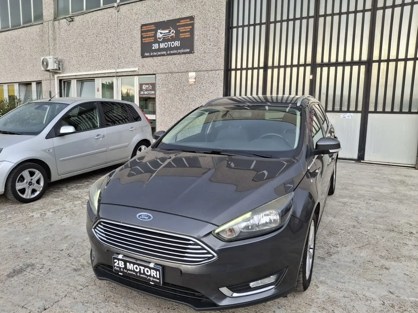 Ford Focus Focus 1.5 TDCi 120 CV Start&Stop SW Titanium Busin Grigio - 1
