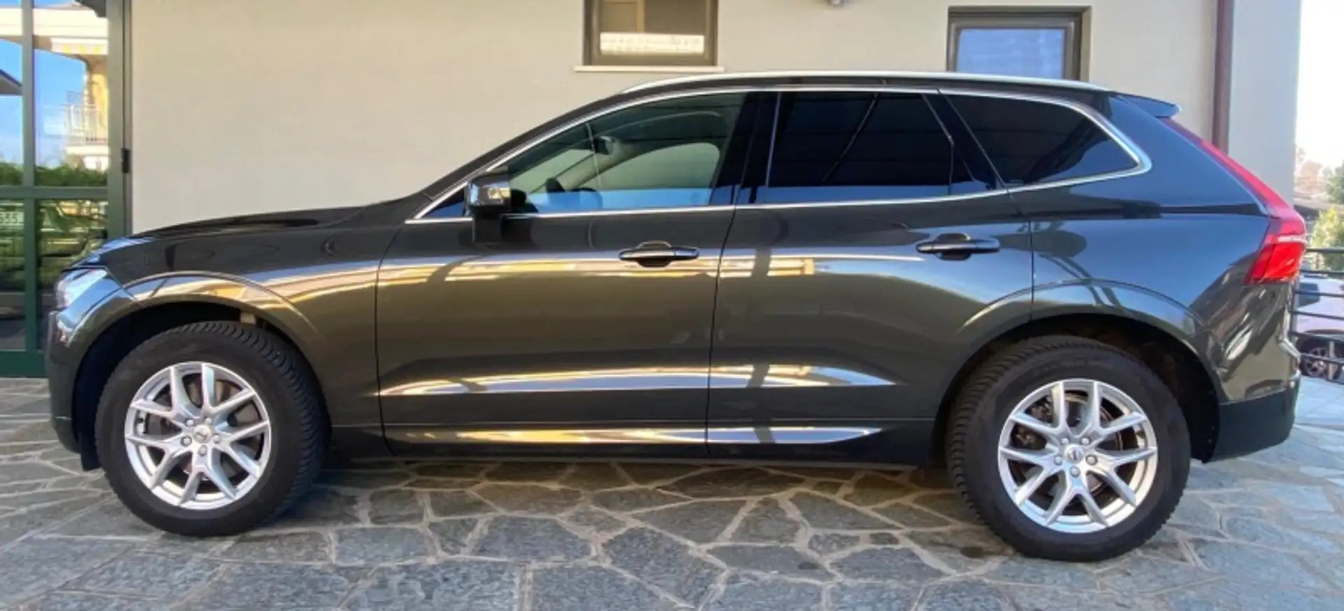 Volvo XC60 2.0 d5 Inscription awd geartronic my18 Grigio - 2