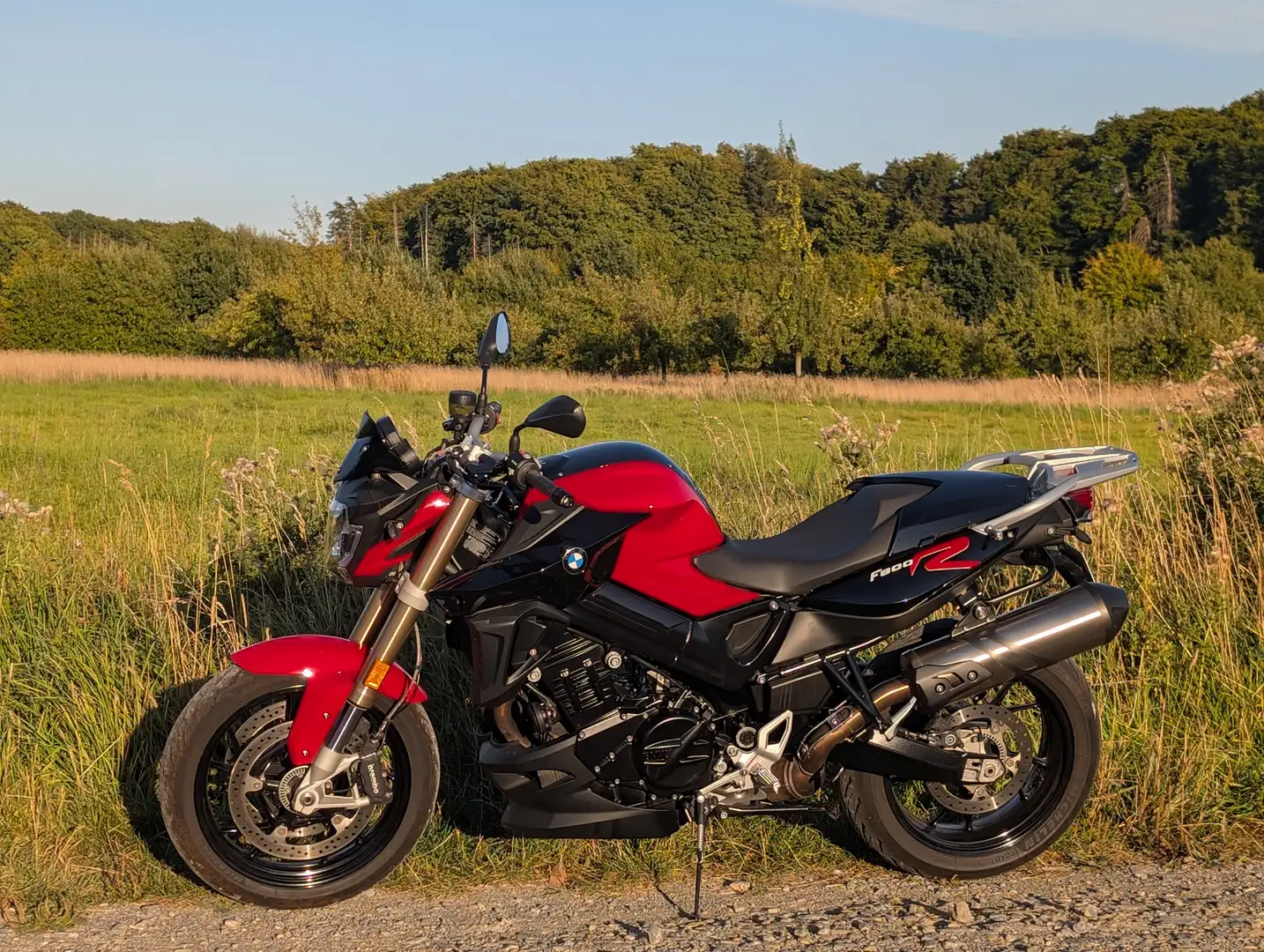 BMW F 800 R Touren-Paket, racing red, niedrige Sitzbank Red - 2