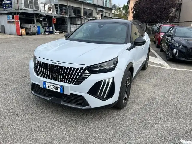 Peugeot 2008 2008 PureTech 130 S&S EAT8 GT