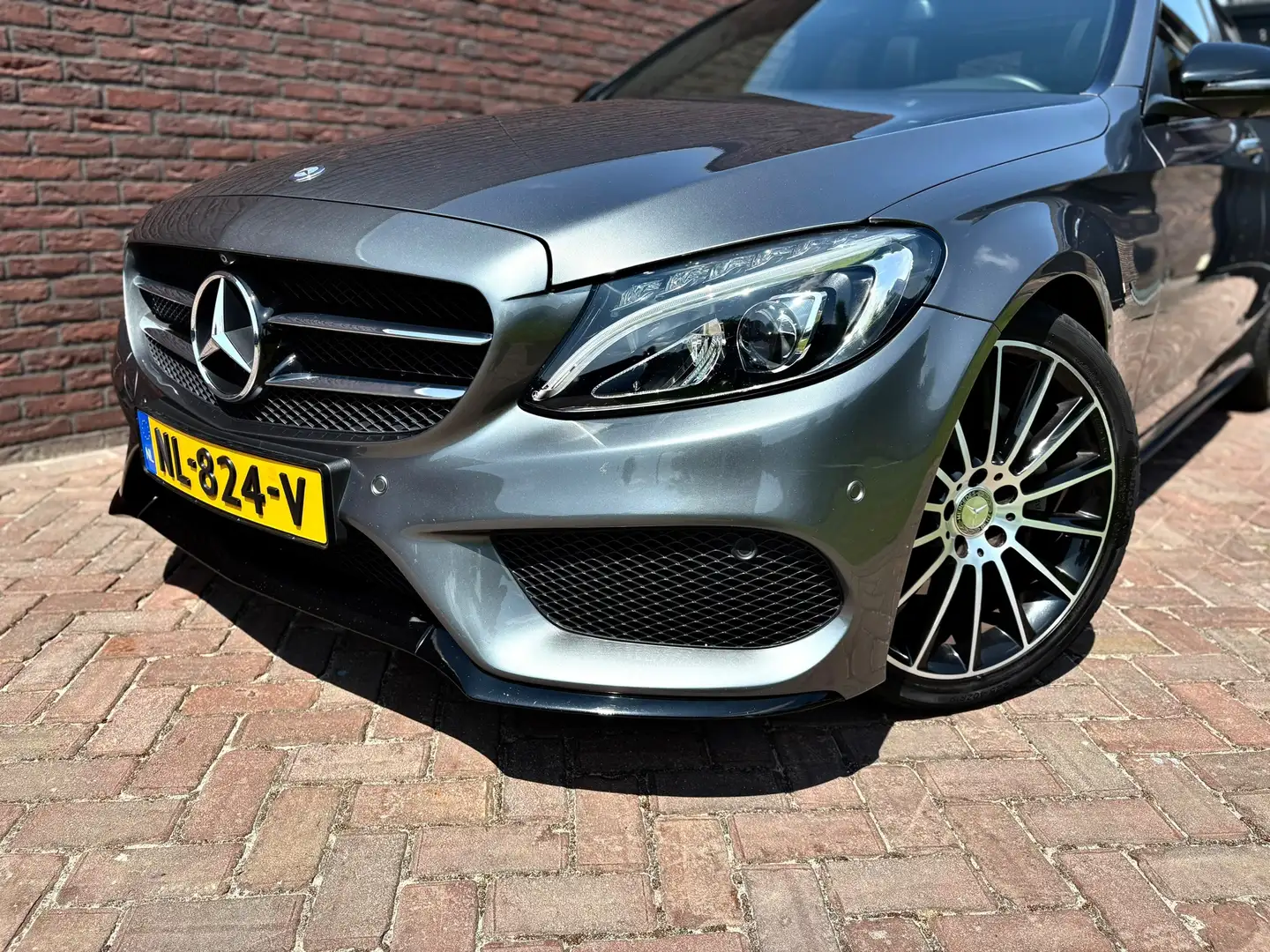 Mercedes-Benz C 180 AMG Sport Edition Panoramadak Leder Gris - 2