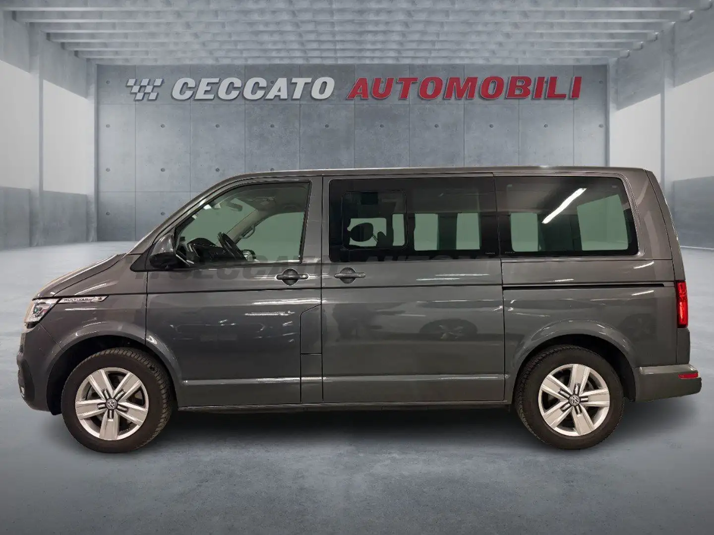 Volkswagen T6 Multivan T6.1 2.0 tdi Life 4motion 204cv dsg 7p.ti Grigio - 2