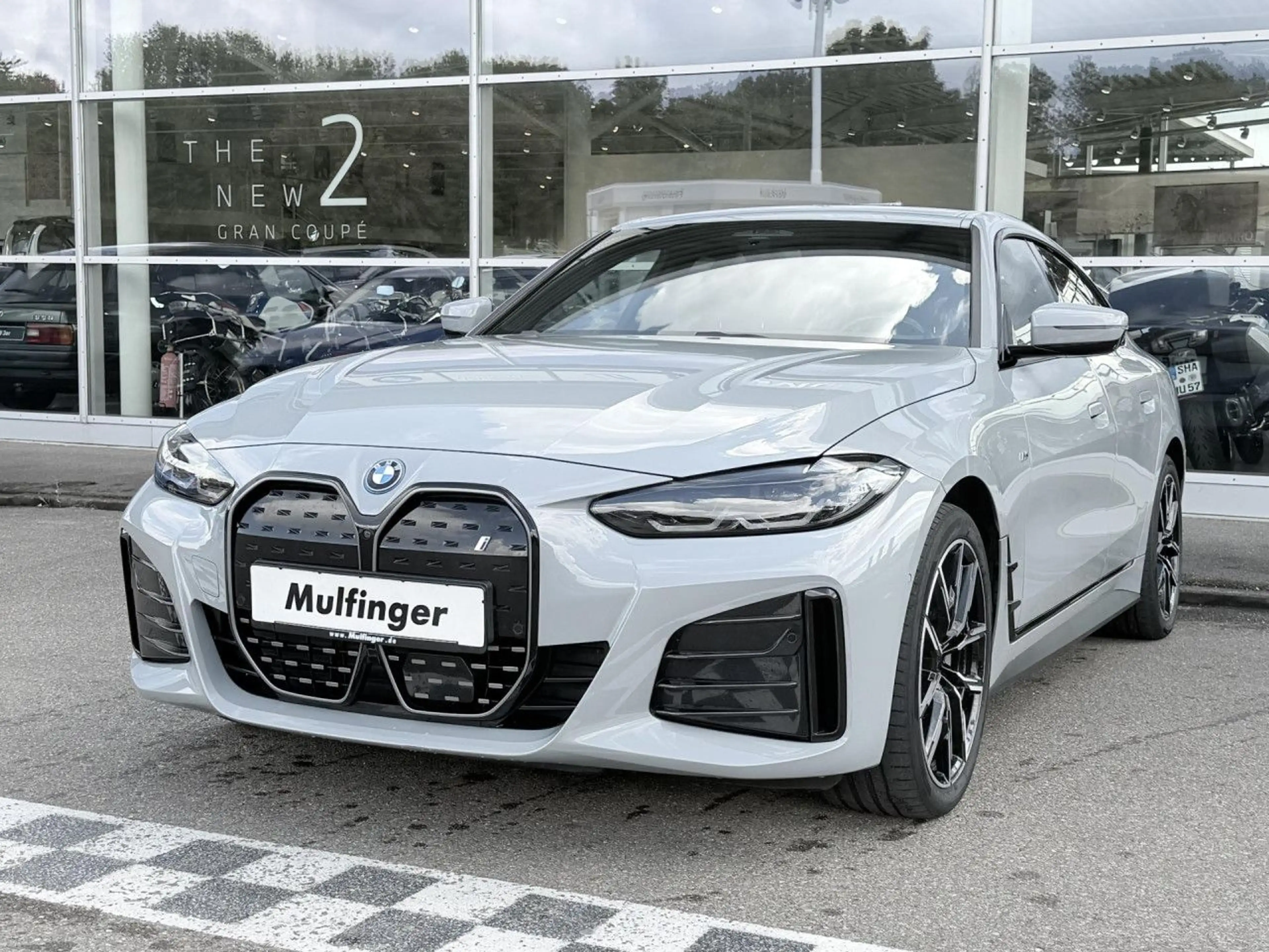 BMW i4 eD40 GC M Sport LiveProf ACC HUD Lenkradh.19" — photo 3