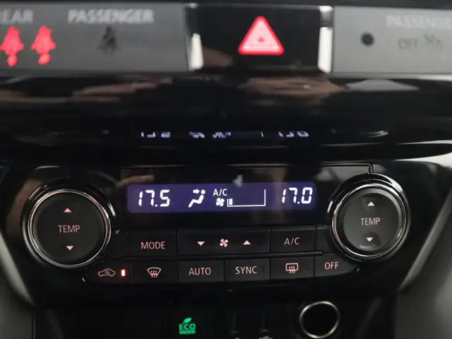 Mitsubishi Eclipse Cross view 29