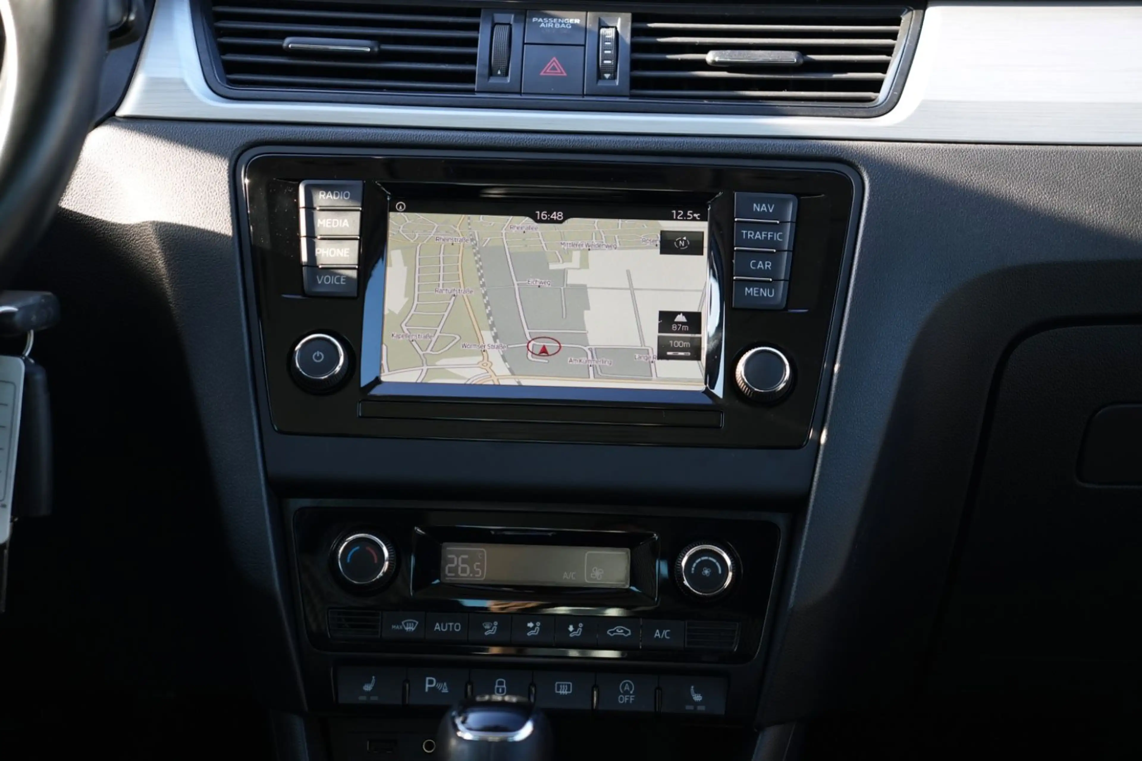 Skoda Rapid/Spaceback Spaceback Drive/PDC/APPLE CARPLAY/SZH — photo 17