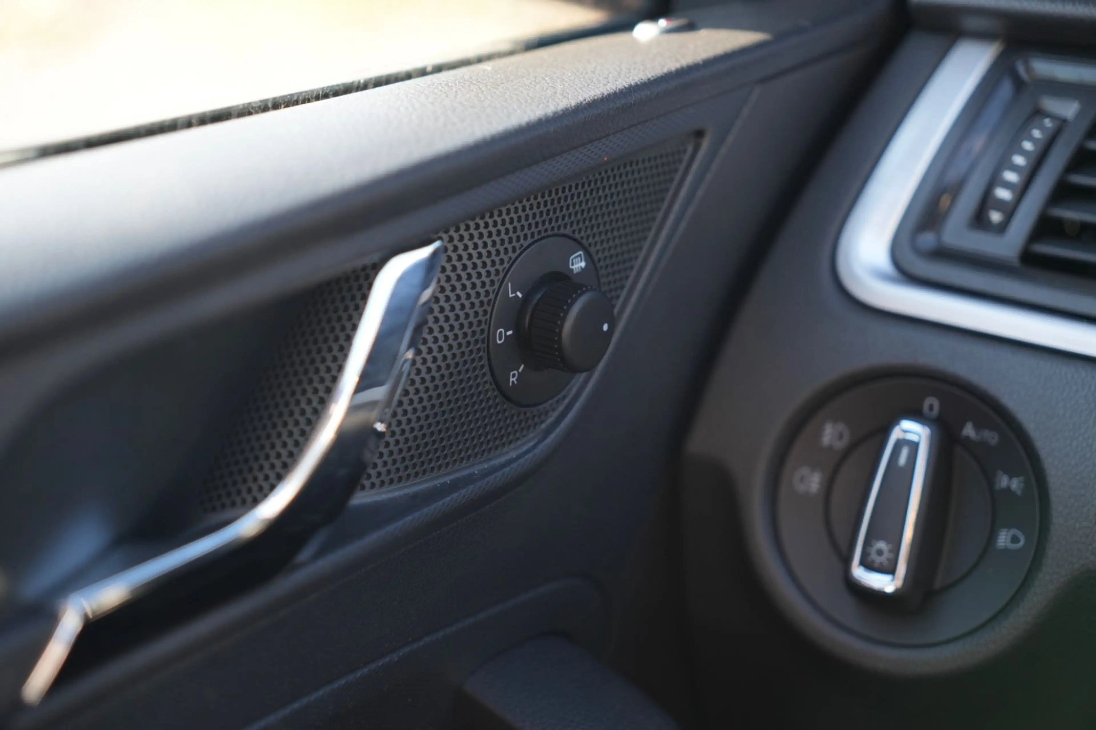 Skoda Rapid/Spaceback Spaceback Drive/PDC/APPLE CARPLAY/SZH — photo 19