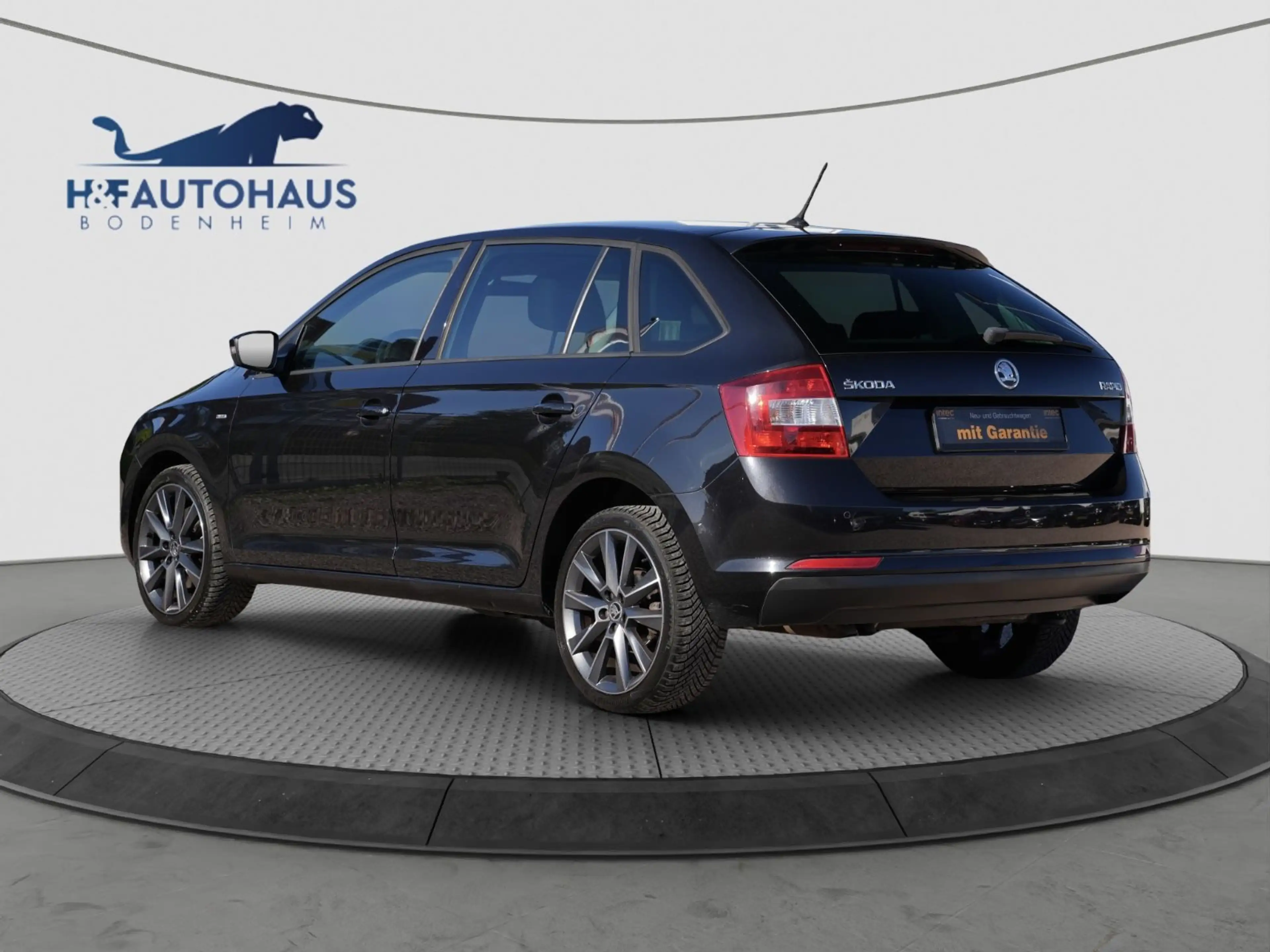 Skoda Rapid/Spaceback Spaceback Drive/PDC/APPLE CARPLAY/SZH — photo 7