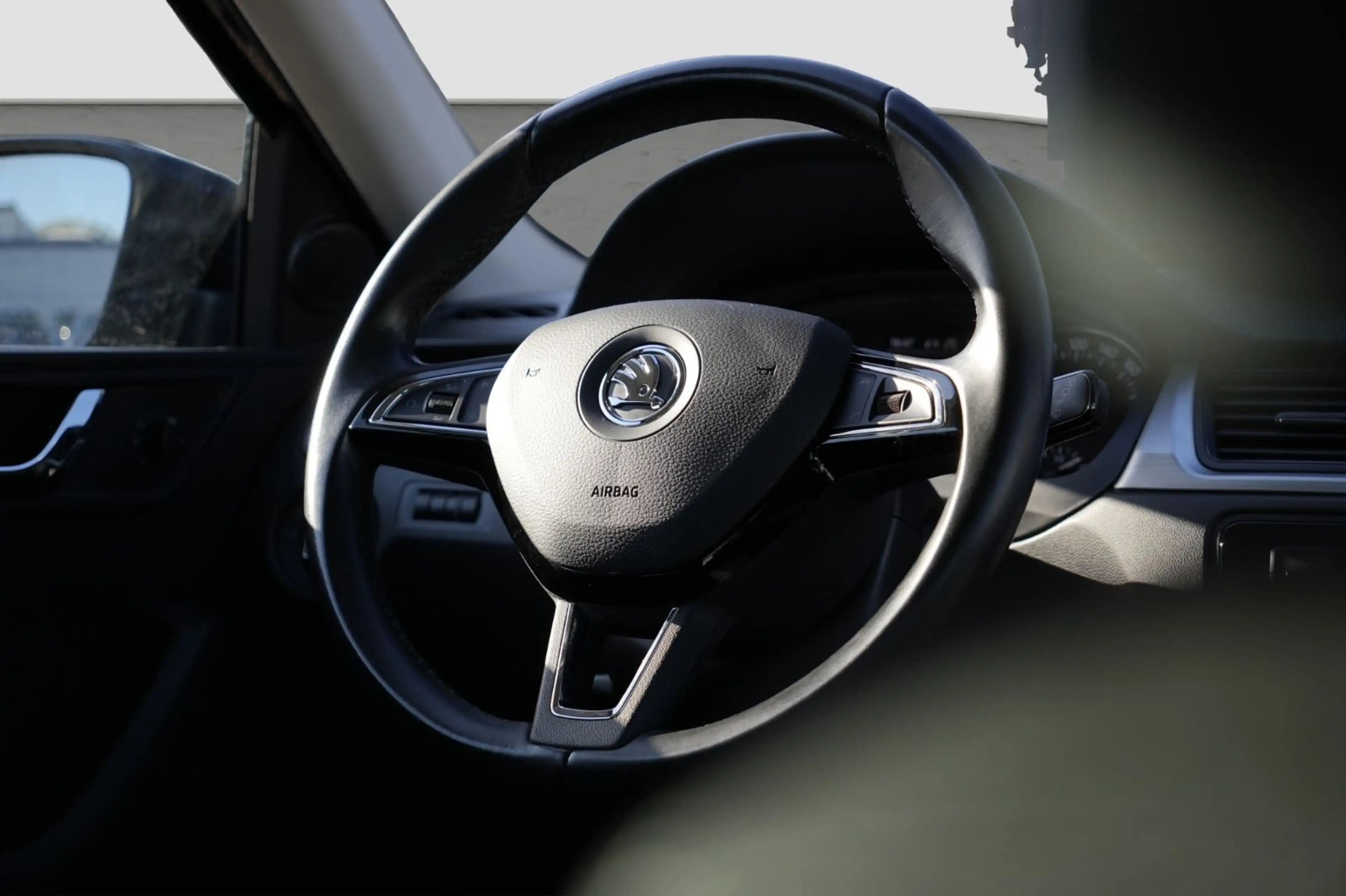 Skoda Rapid/Spaceback Spaceback Drive/PDC/APPLE CARPLAY/SZH — photo 12