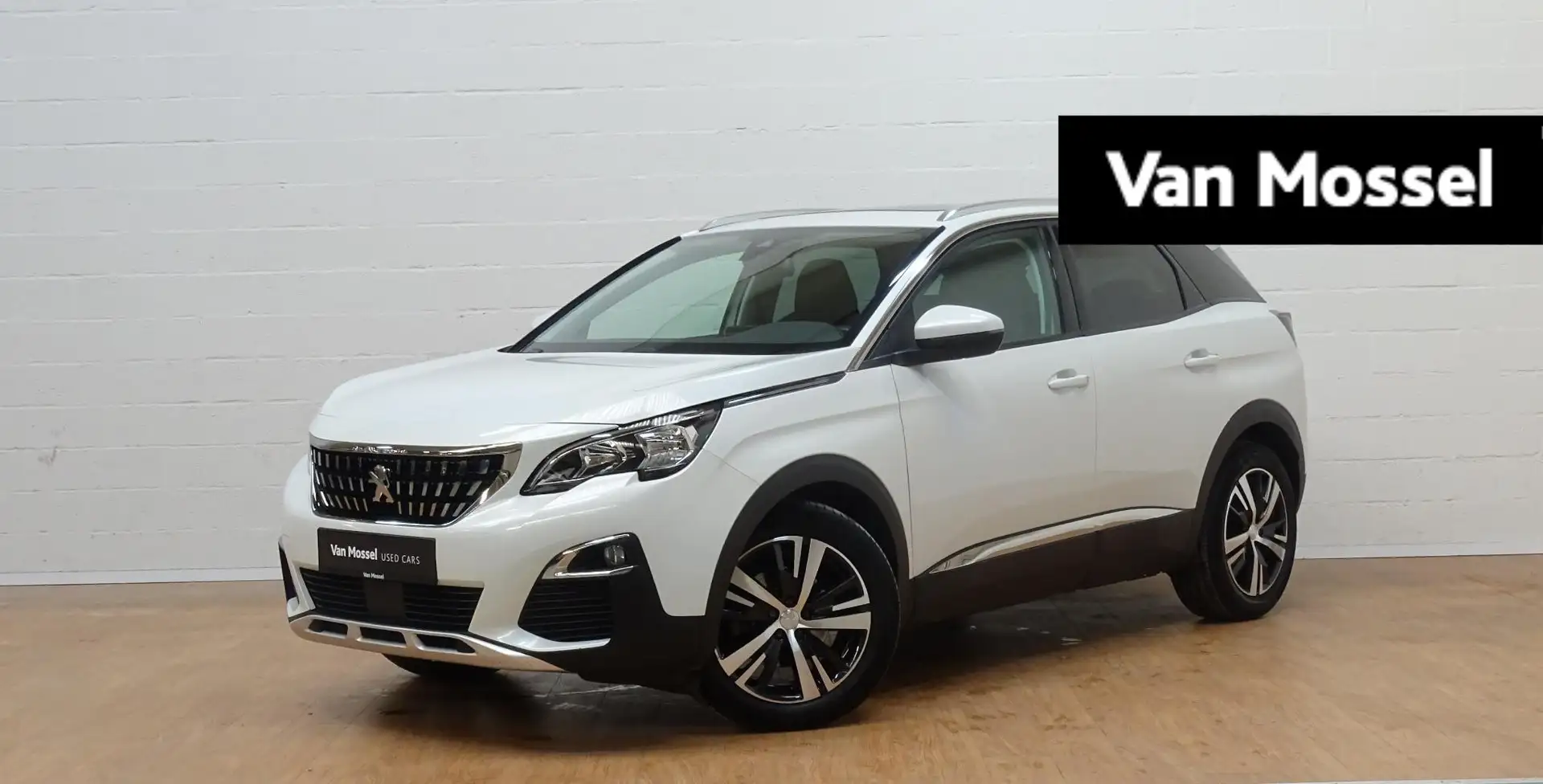 Peugeot 3008 1.2T Allure Wit - 1