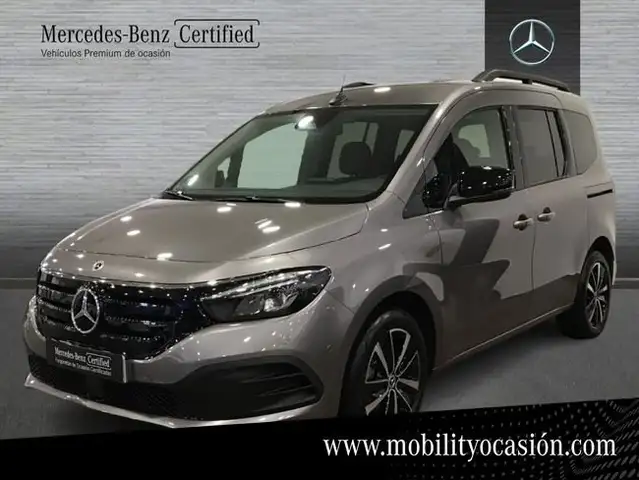 Mercedes-Benz EQT 200