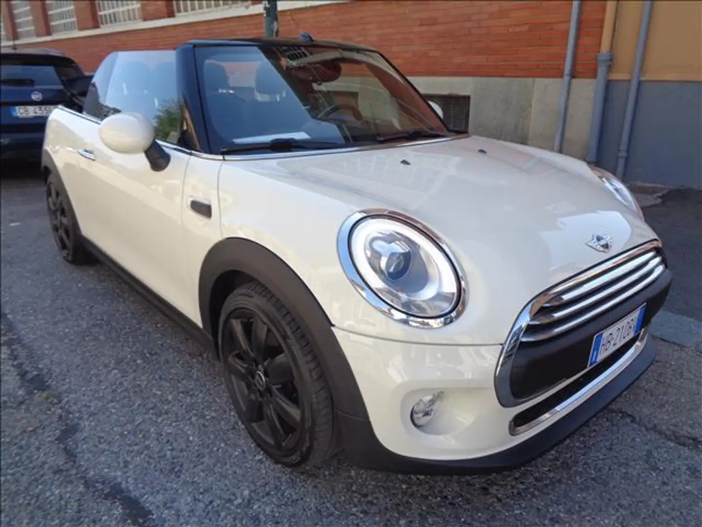 MINI Cooper Cabrio CABRIO ONE  NAVIGATORE NEOPATENTAI Blanc - 2