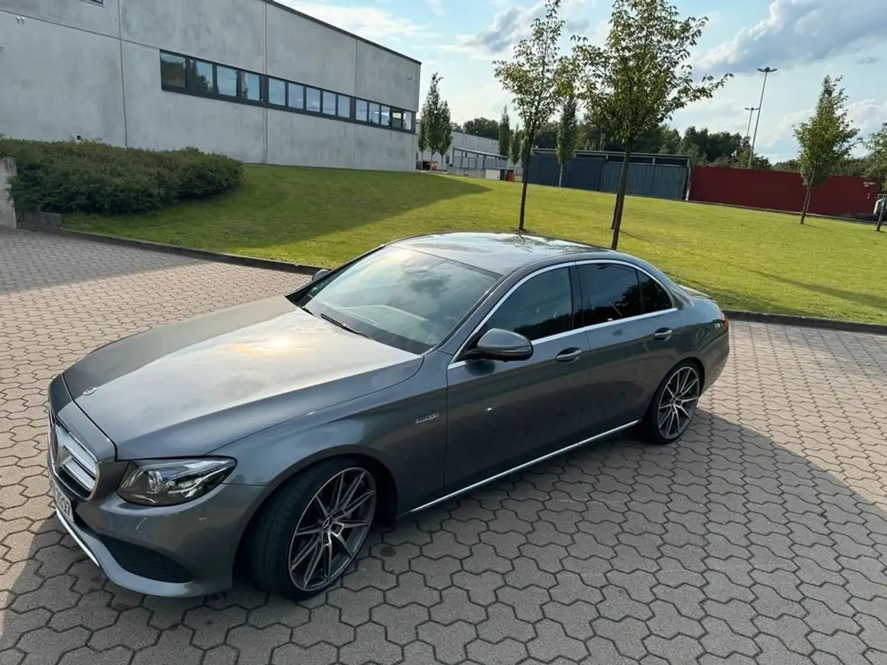 Mercedes-Benz E 400