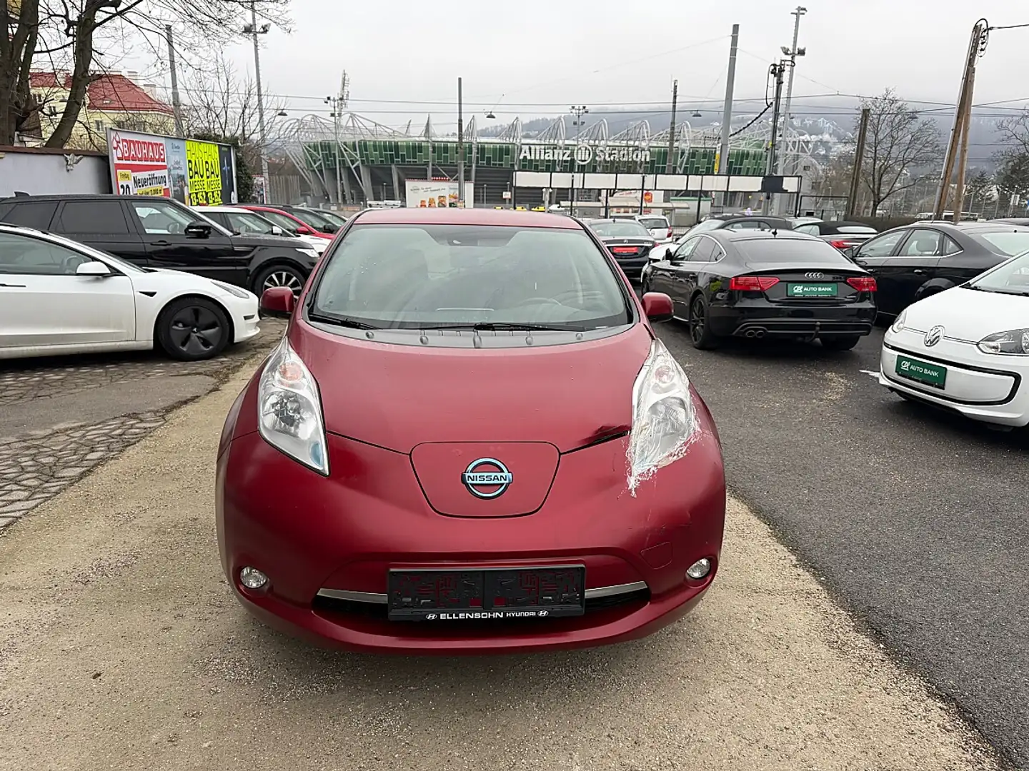 Nissan Leaf Acenta 30 kWh Kaufbatterie Verkauf bevorzugt an... Rot - 2
