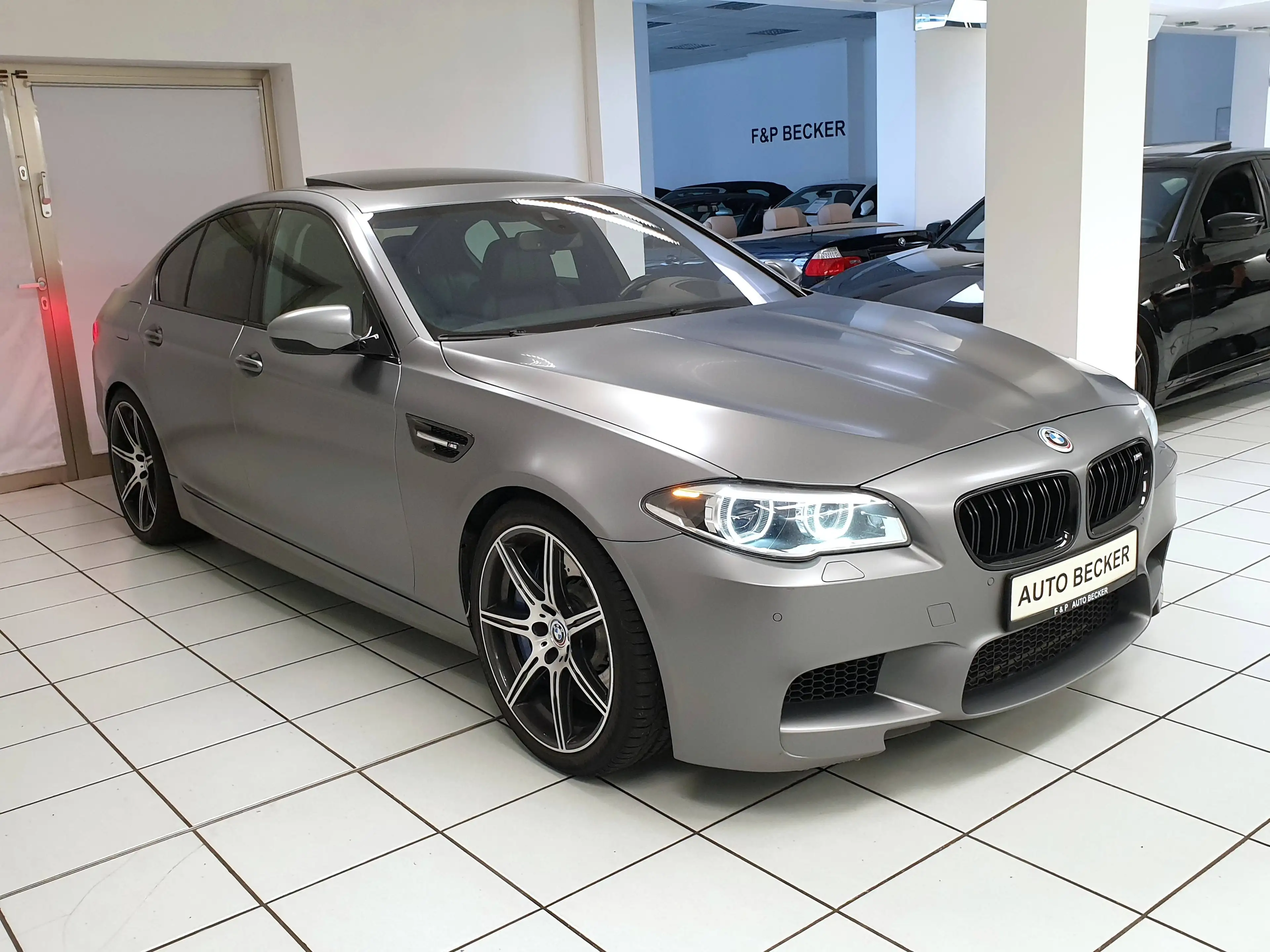 BMW M5 M5 DKG Competition Deutsched KFZ Frozen Grey — photo 2