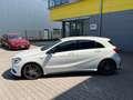 Mercedes-Benz A 180 A -Klasse /AMG LINE/KAMERA/AUTOMATIK/LED/ Wit - thumbnail 3
