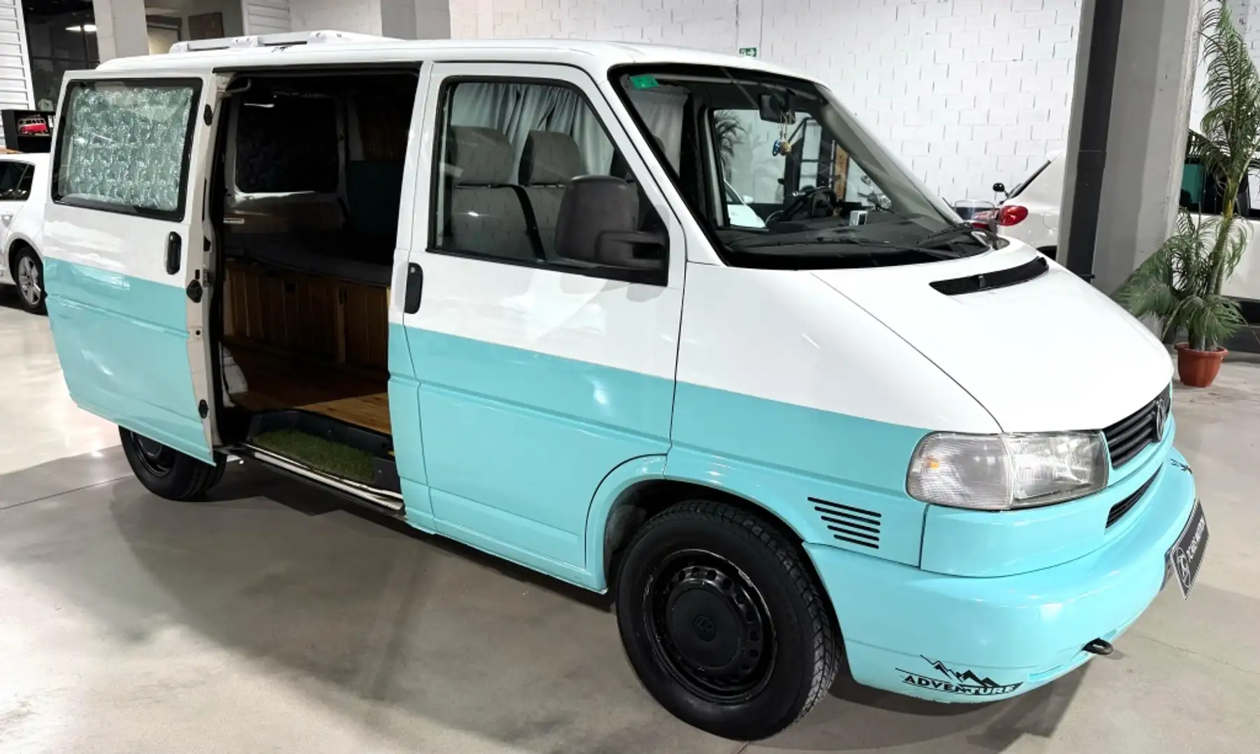 Volkswagen Transporter Furgón 2.5TDi 2920 Bianco - 1