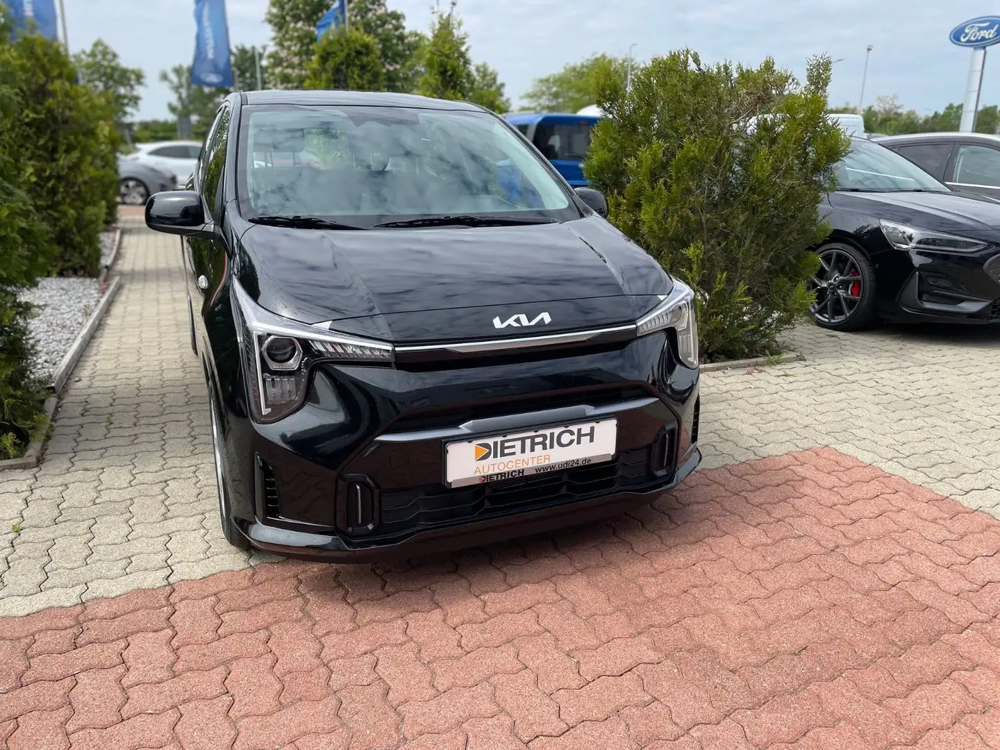 Kia Picanto Dynamic Line 63PS Automatik *Navi|RFK* Schwarz - 1