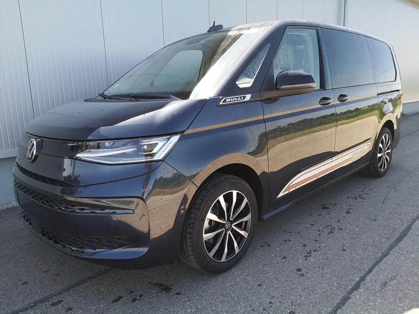 Volkswagen T7 Multivan 2,0TDI DSG ABT Sport Edition Premium LÜ 7 Sitzer Albastru - 1