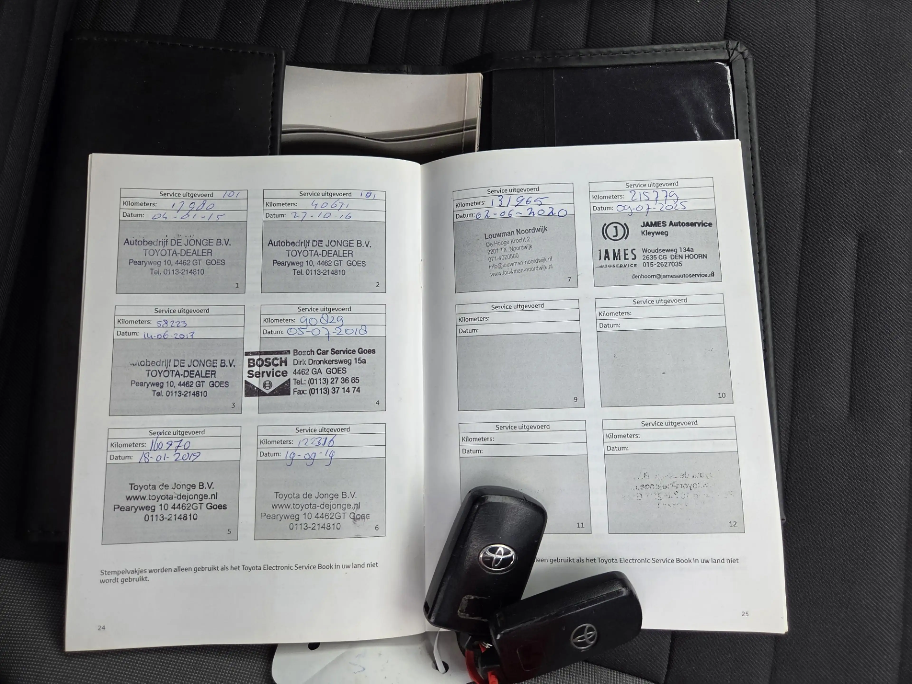 Toyota Auris Touring Sports 1.8 Hybrid Lease — photo 27