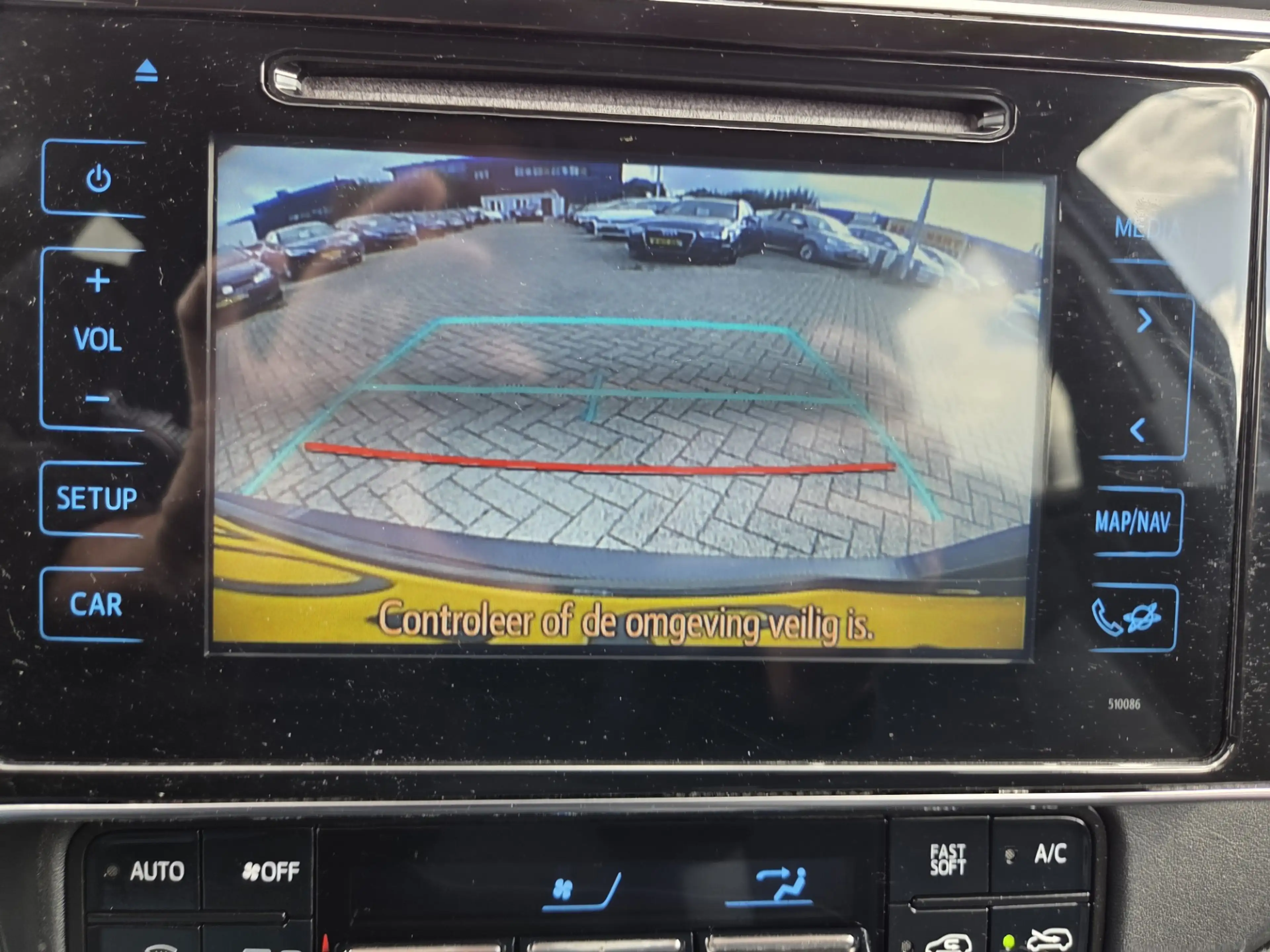 Toyota Auris Touring Sports 1.8 Hybrid Lease — photo 12