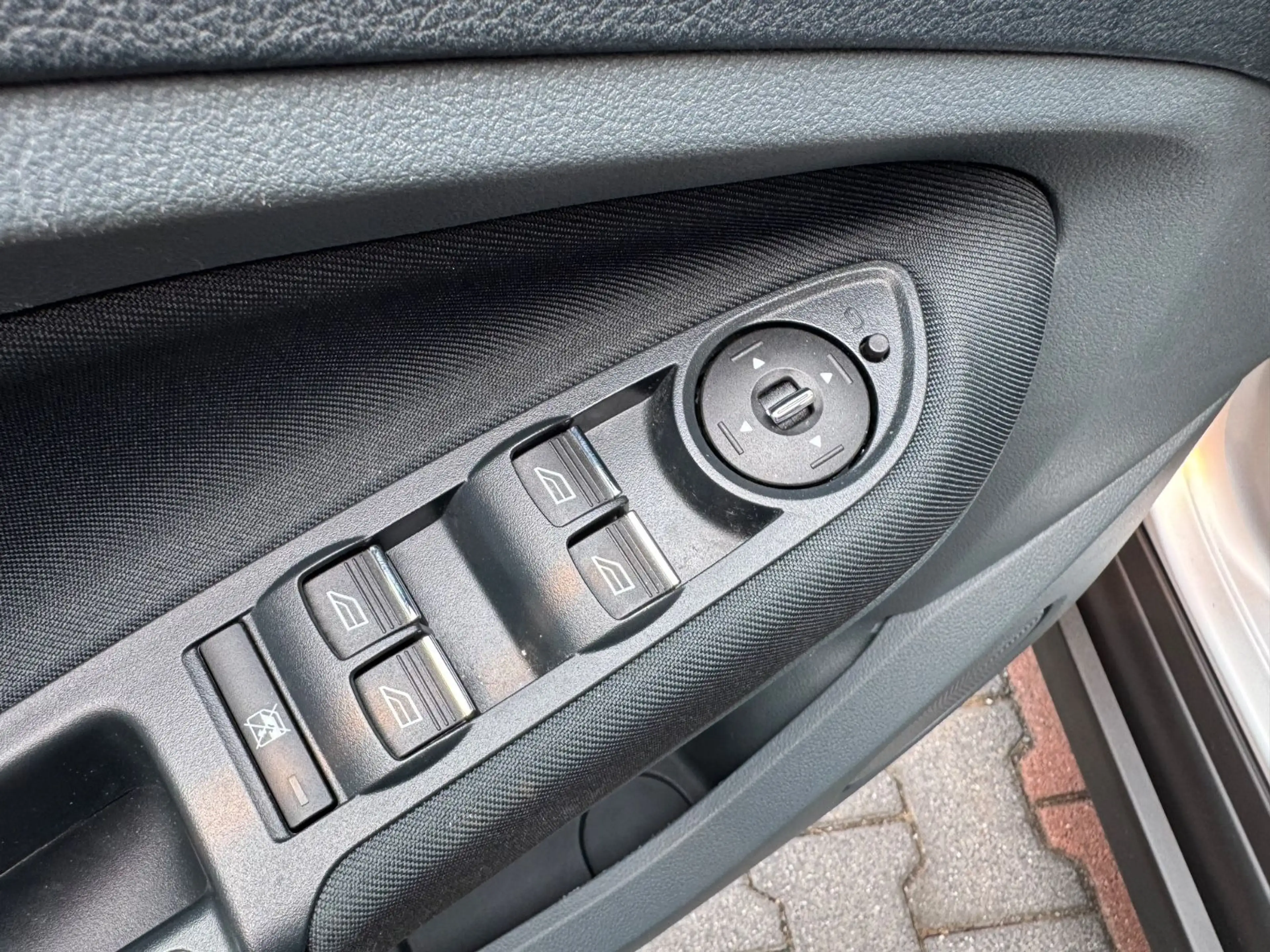 Ford C-Max C-MAX 1.6 Trend*TÜV 08/28*AHK*PDC*SHZ* — photo 17