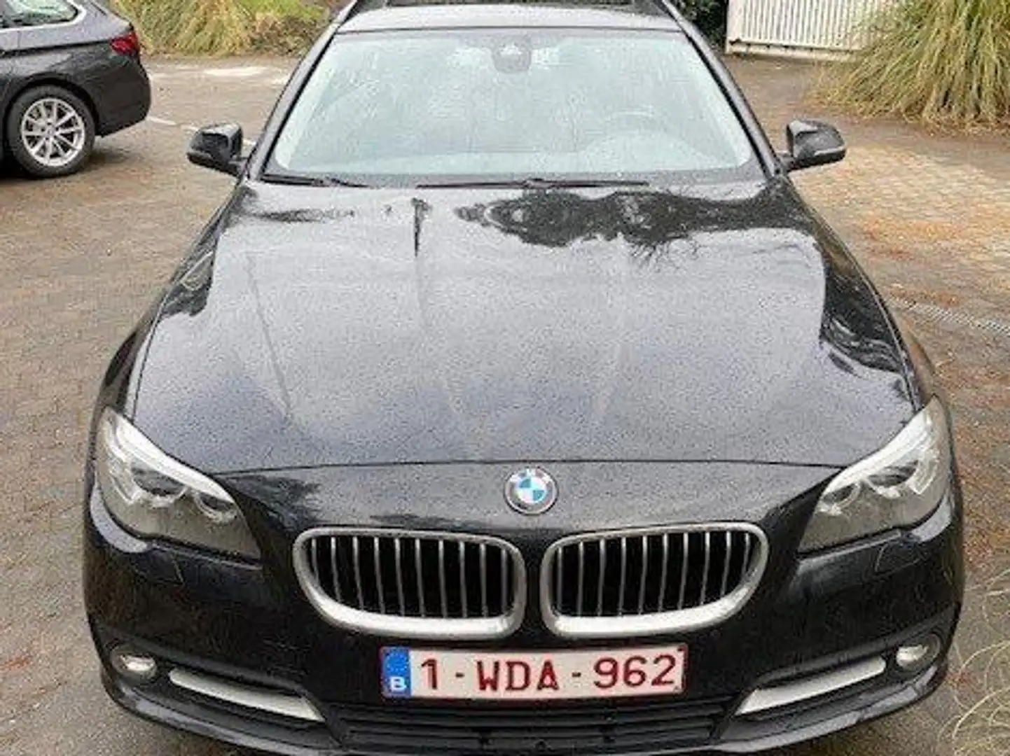 BMW 520 dXA Noir - 1