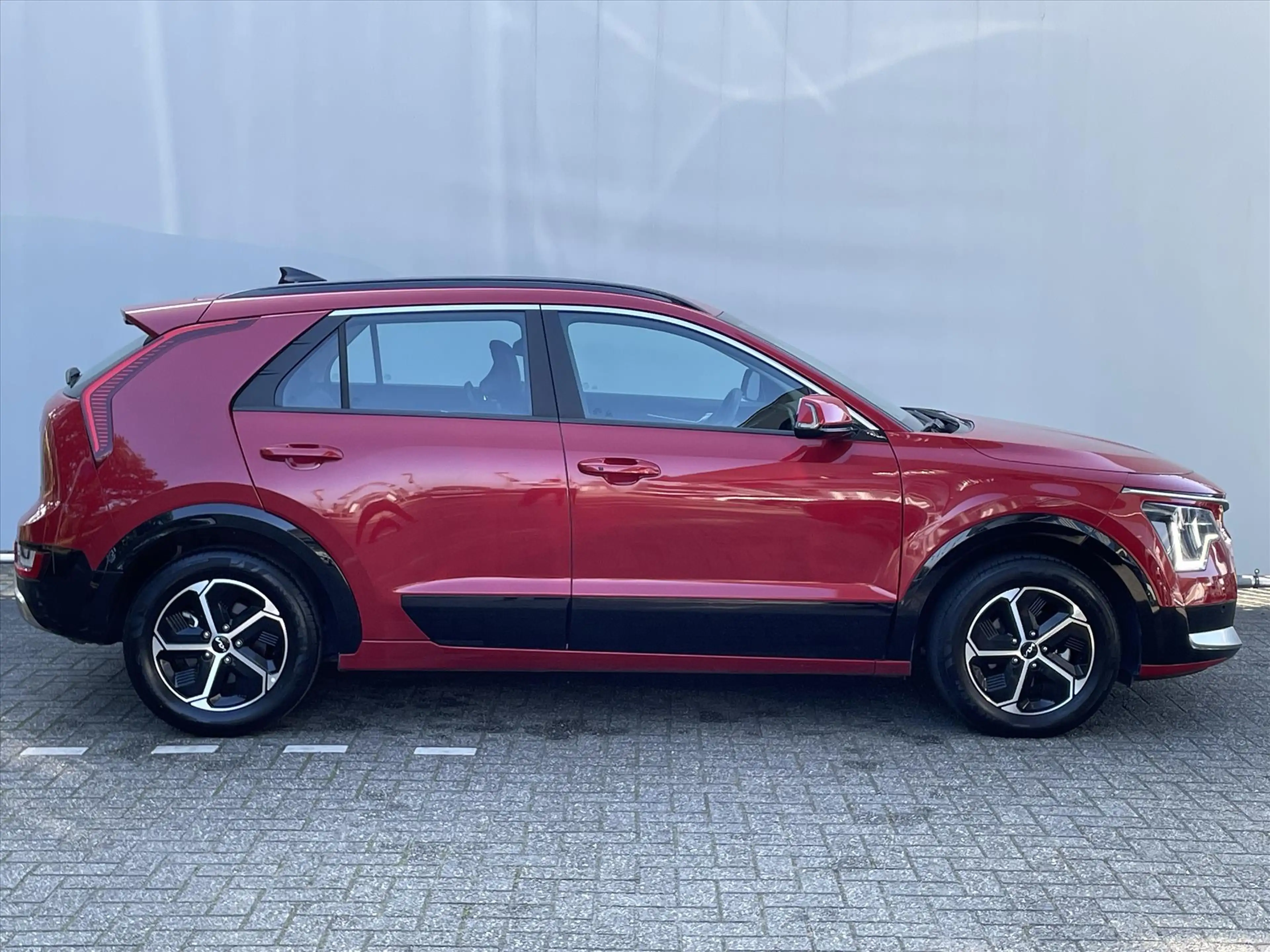 Kia Niro 1.6 Hybrid DynamicLine Edition / navi / Elektrisch — photo 4
