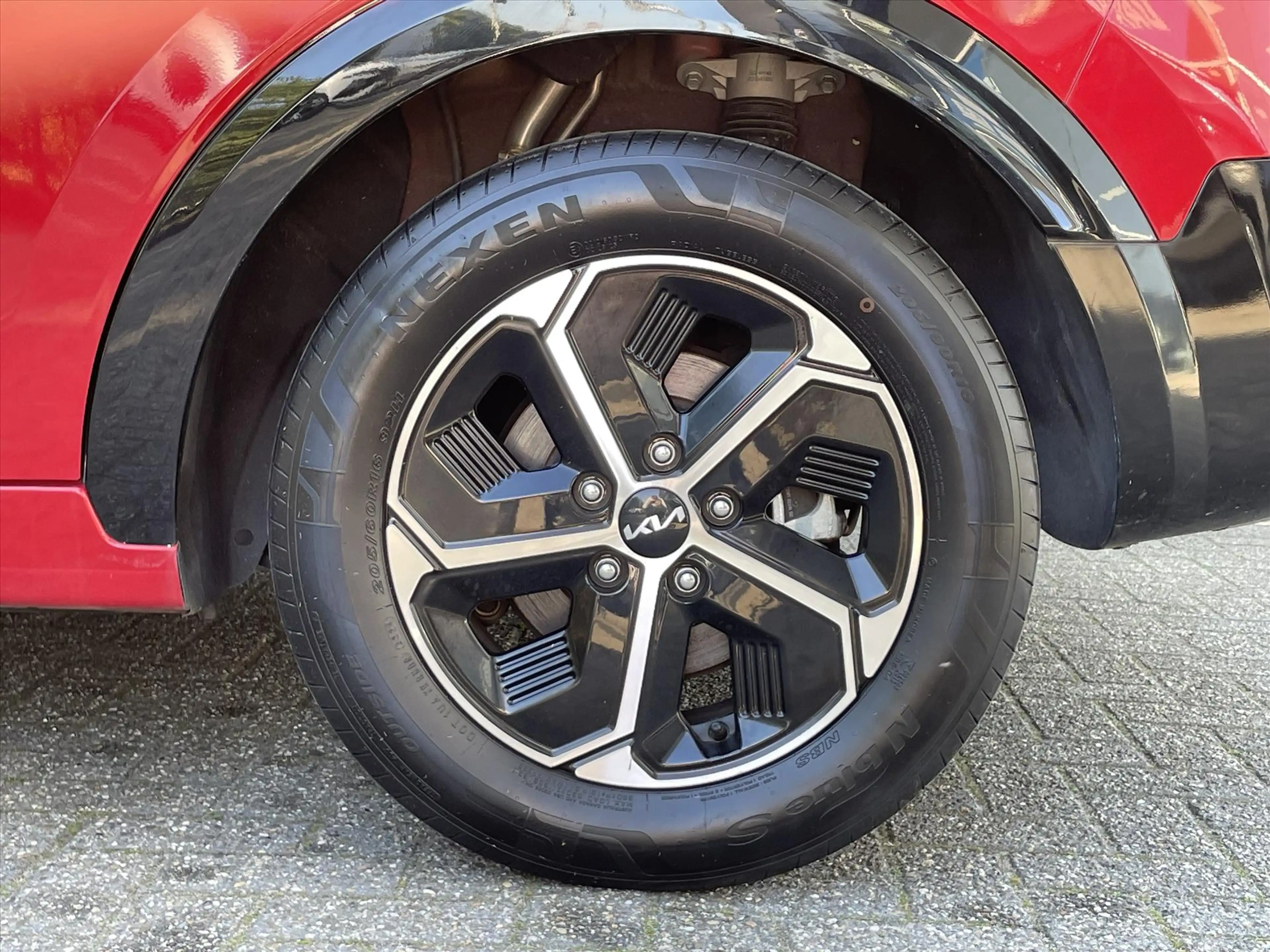 Kia Niro 1.6 Hybrid DynamicLine Edition / navi / Elektrisch — photo 24