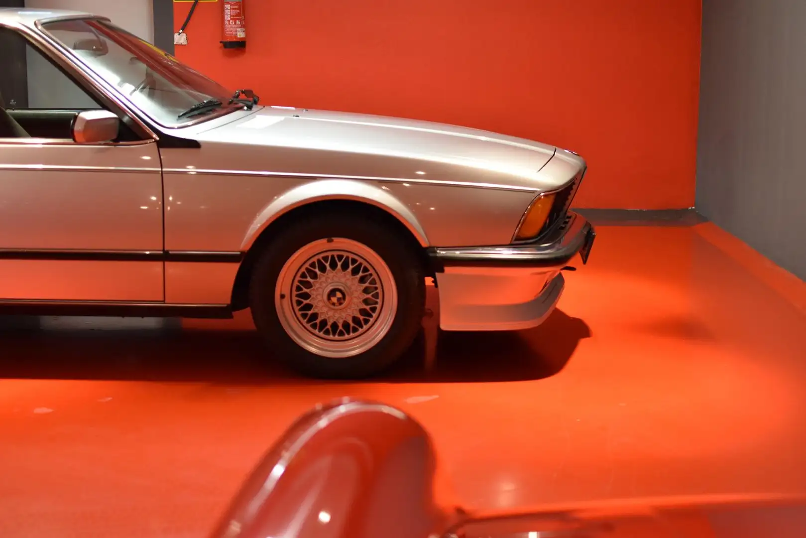 BMW 635 M6/635/CSI/E24/3,4 286 PS/NOTE 1-/DEUTSCH/TÜVneu Silber - 2