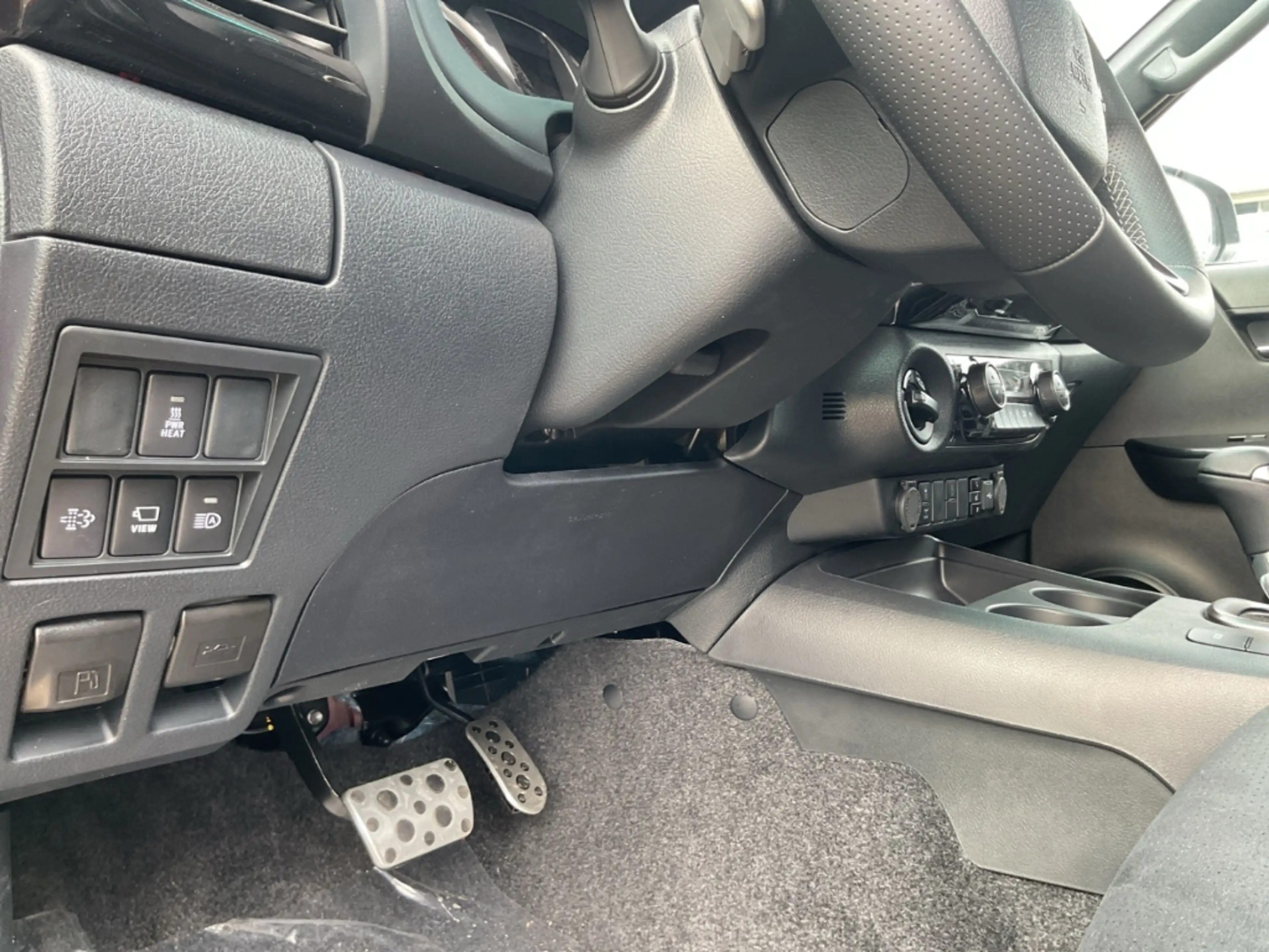 Toyota Hilux Double Cab GR Sport 4x4 Navi Soundsystem JBL 360 K — photo 10