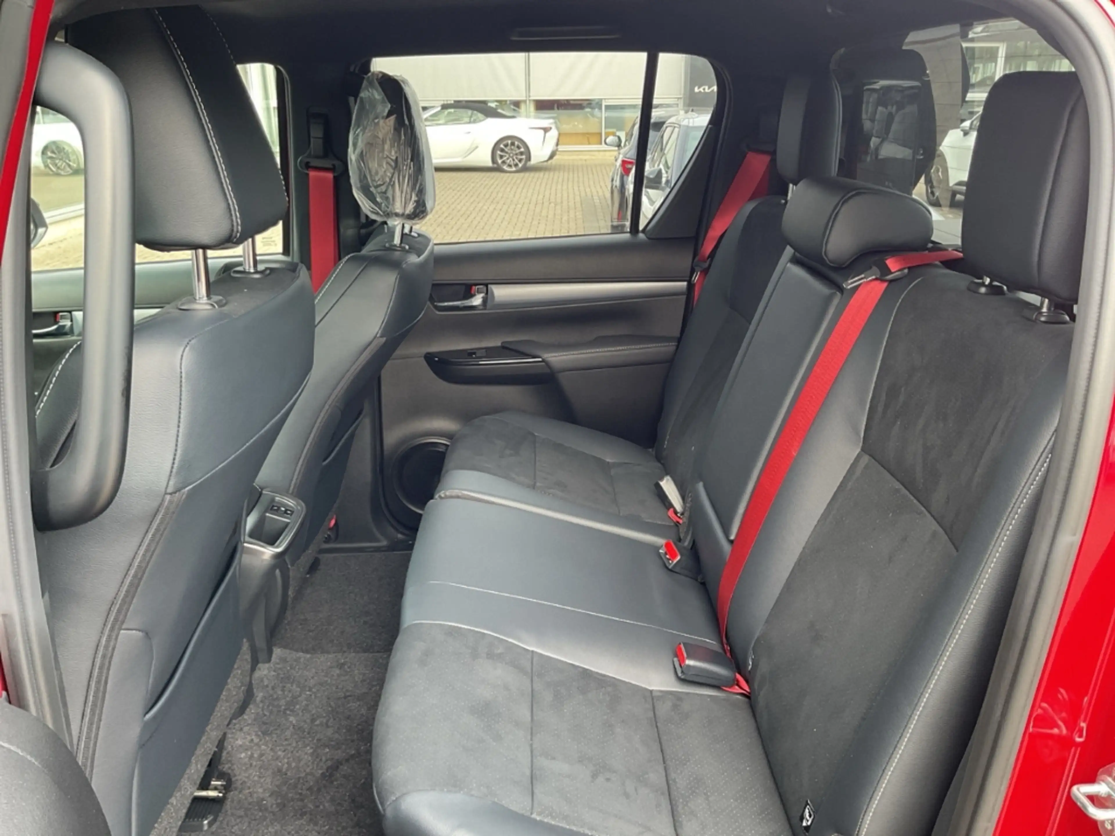 Toyota Hilux Double Cab GR Sport 4x4 Navi Soundsystem JBL 360 K — photo 11