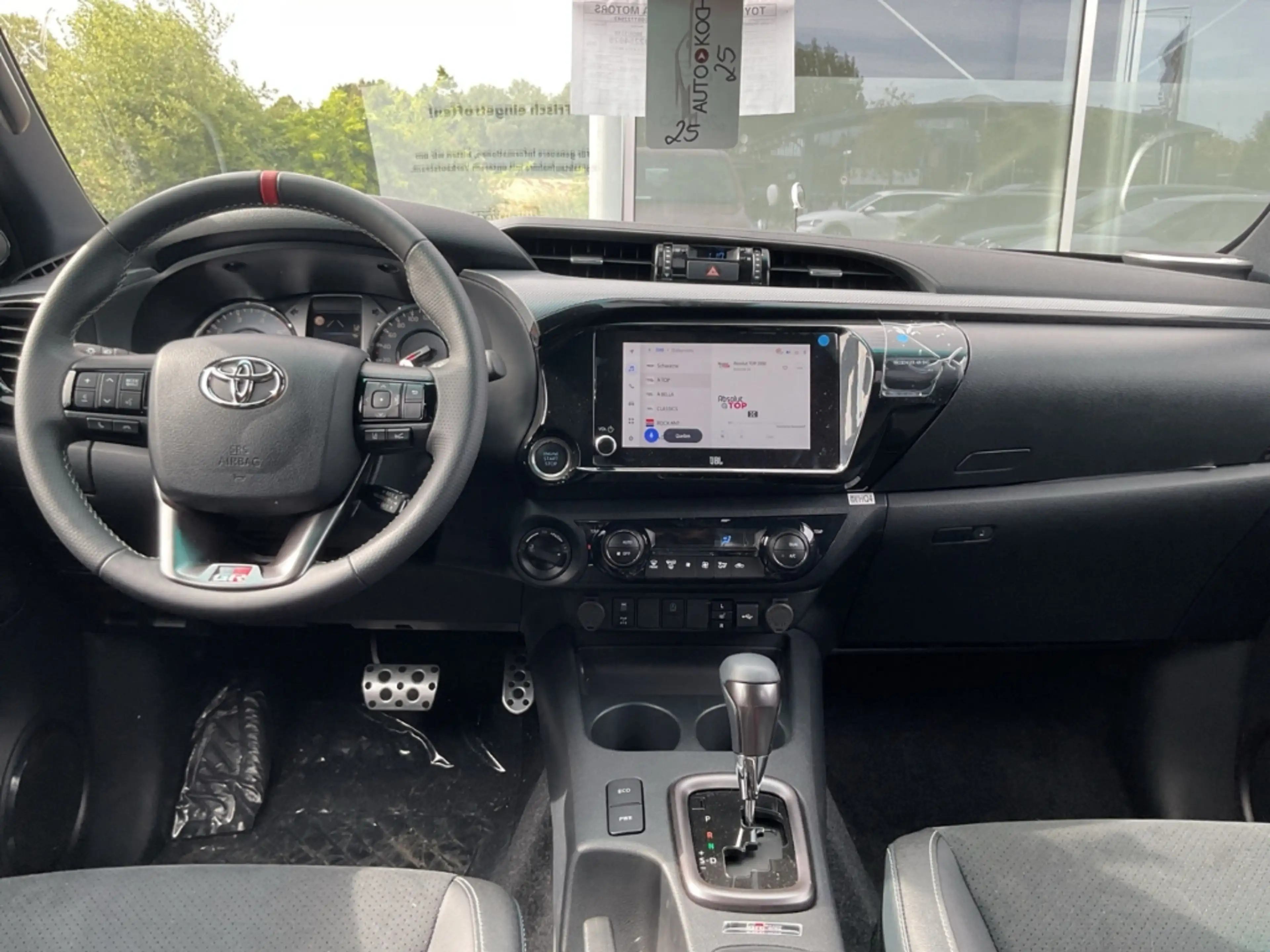 Toyota Hilux Double Cab GR Sport 4x4 Navi Soundsystem JBL 360 K — photo 12