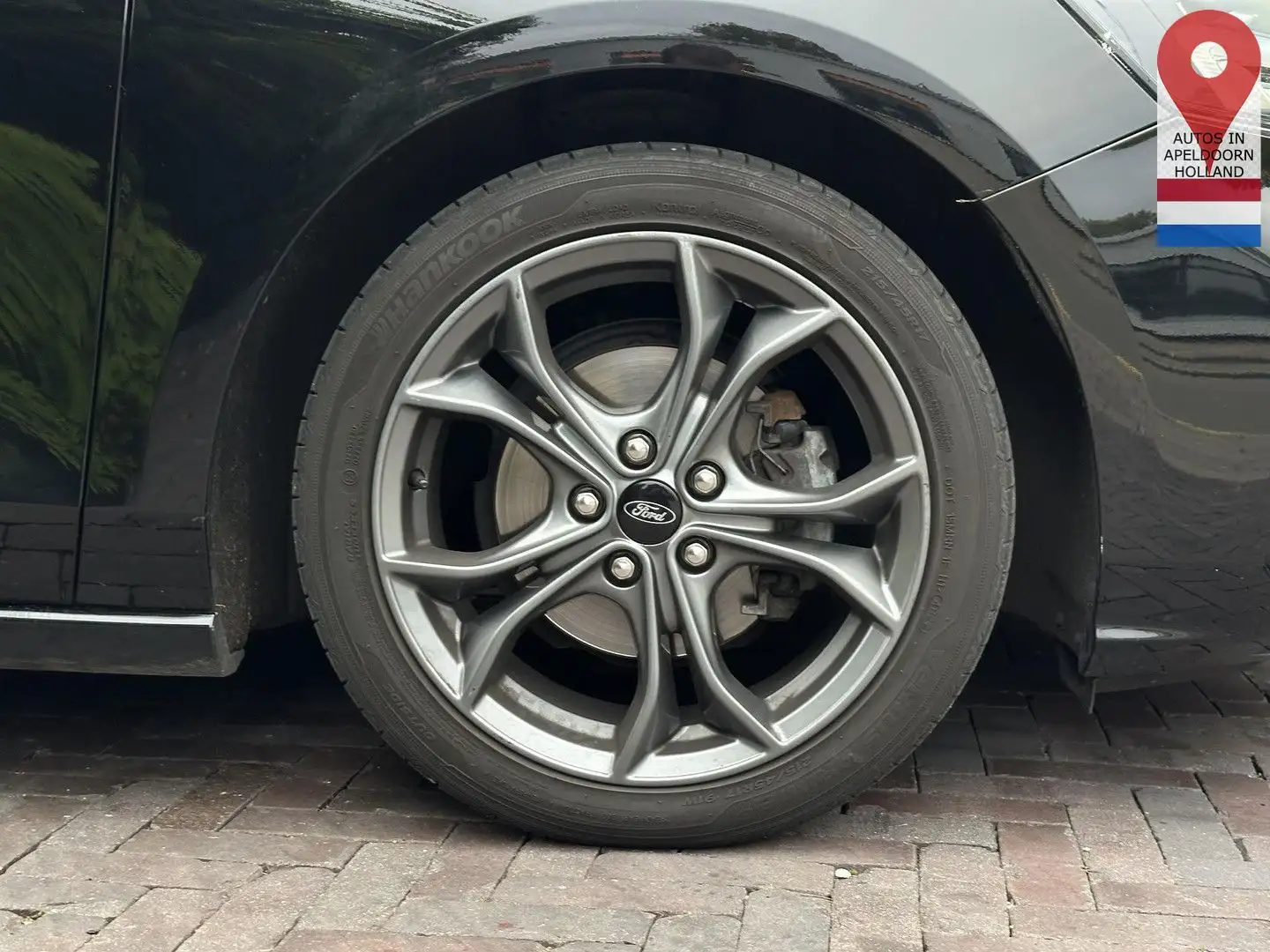 Ford Focus 1.5 EcoBoost ST Line Business Pano Navi au Schwarz - 2