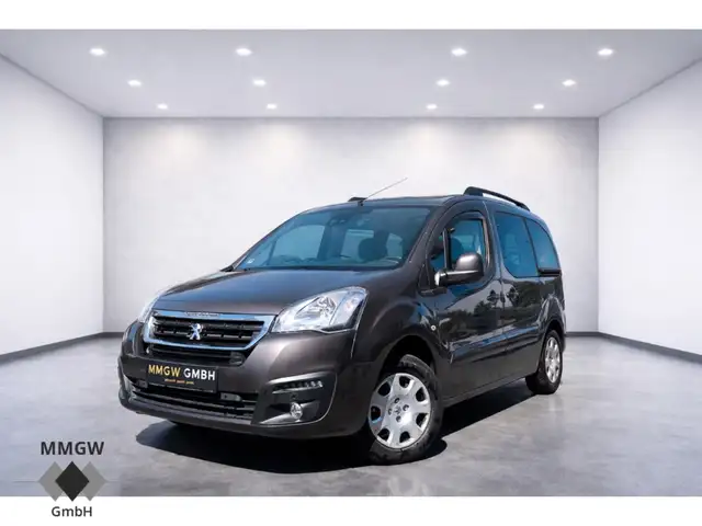 Peugeot Partner Tepee Allure 1.2 PureTech Motorschaden/110/AHK