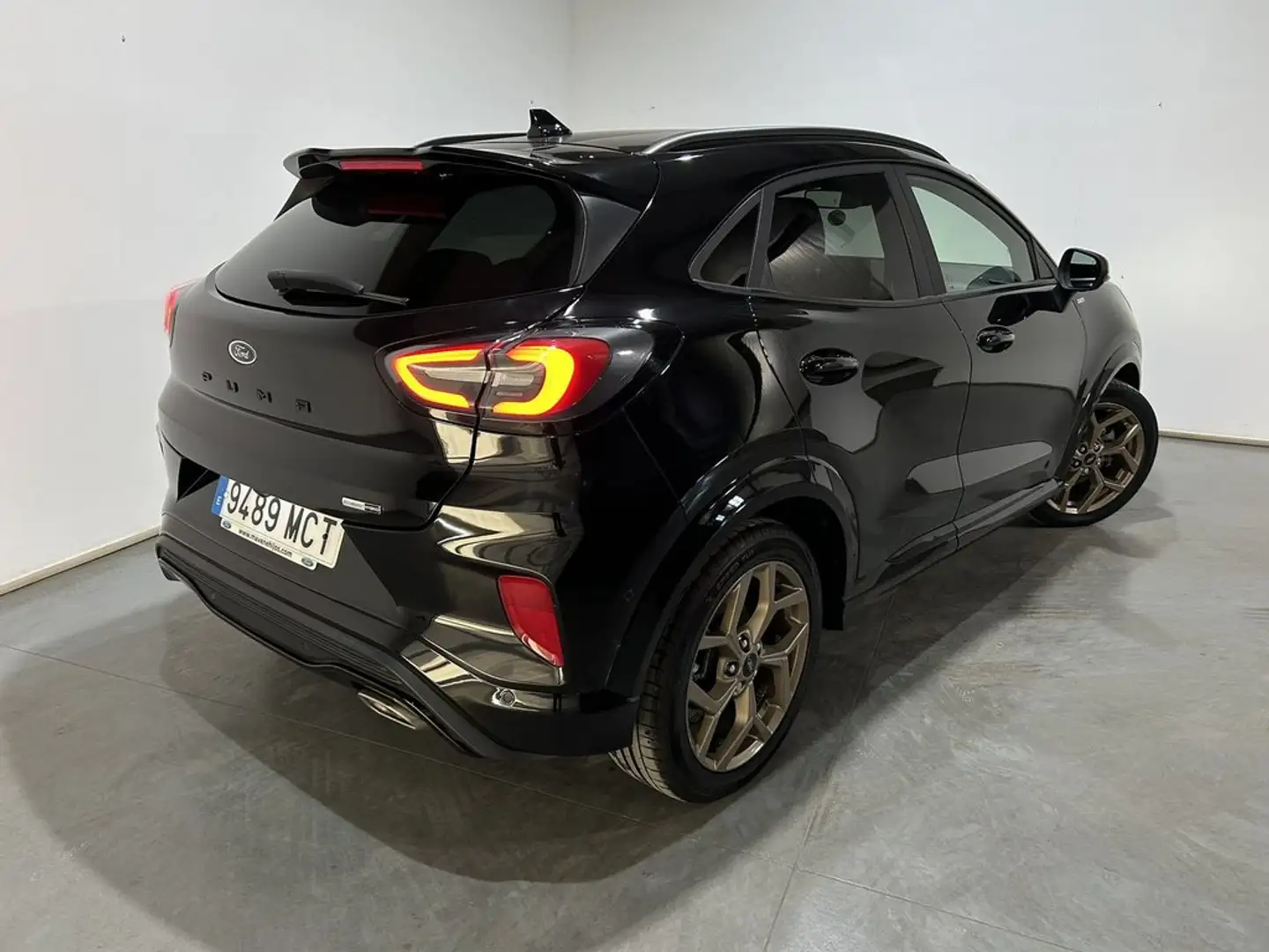 Ford Puma 1.0 EcoBoost MHEV ST-Line X Gold 155 Negro - 2