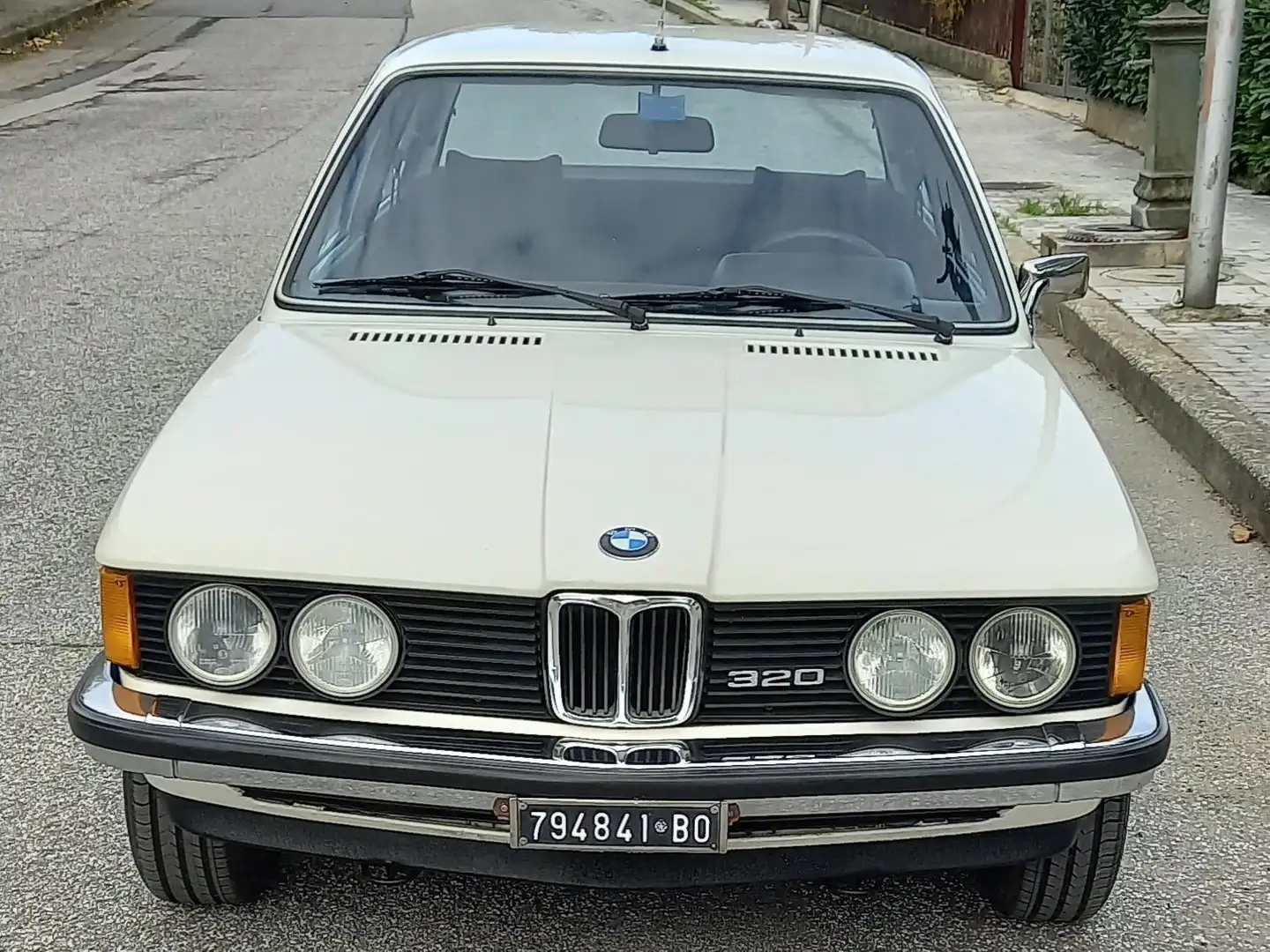 BMW 320 320 2p - 1